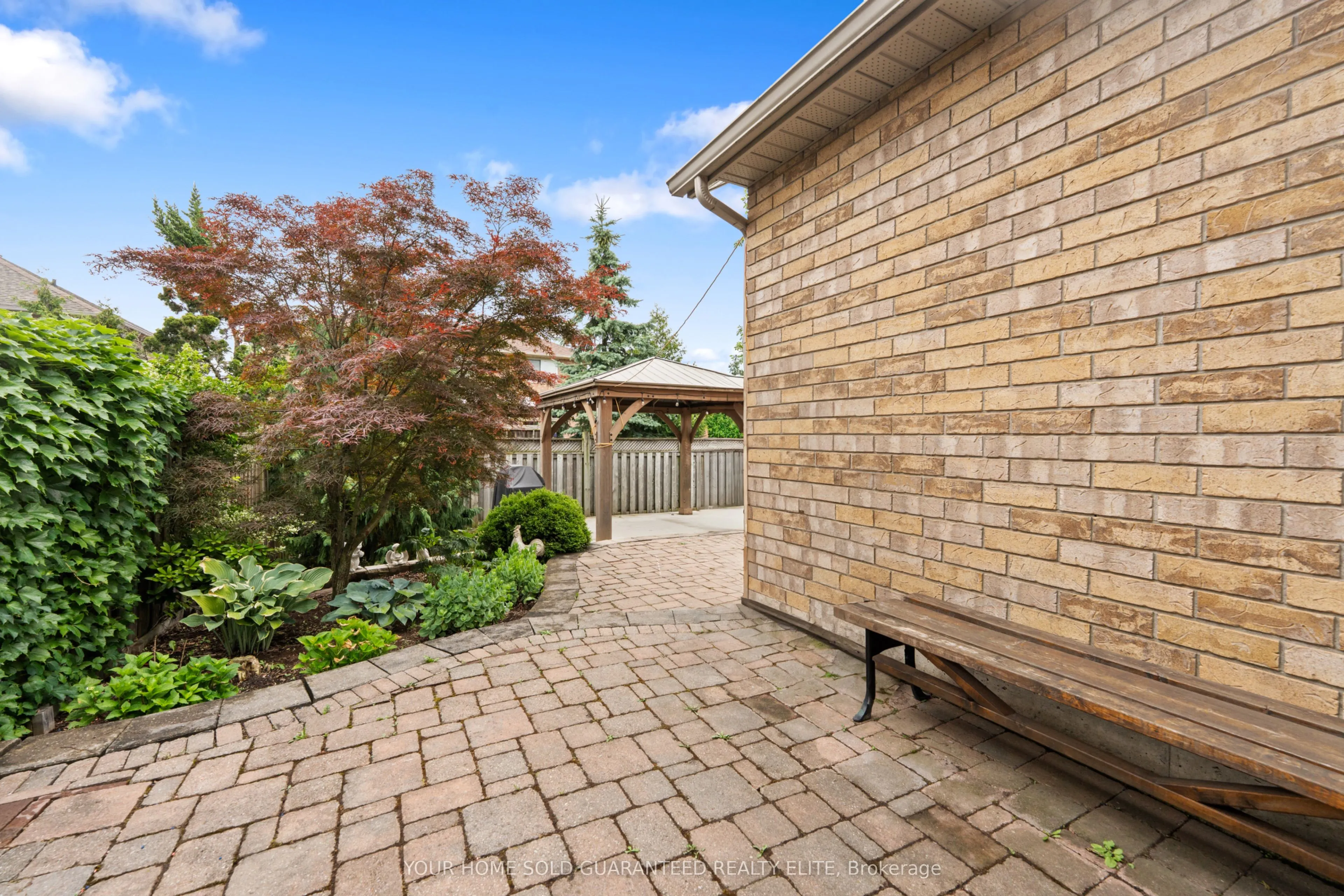 1 Hillcroft Drive
