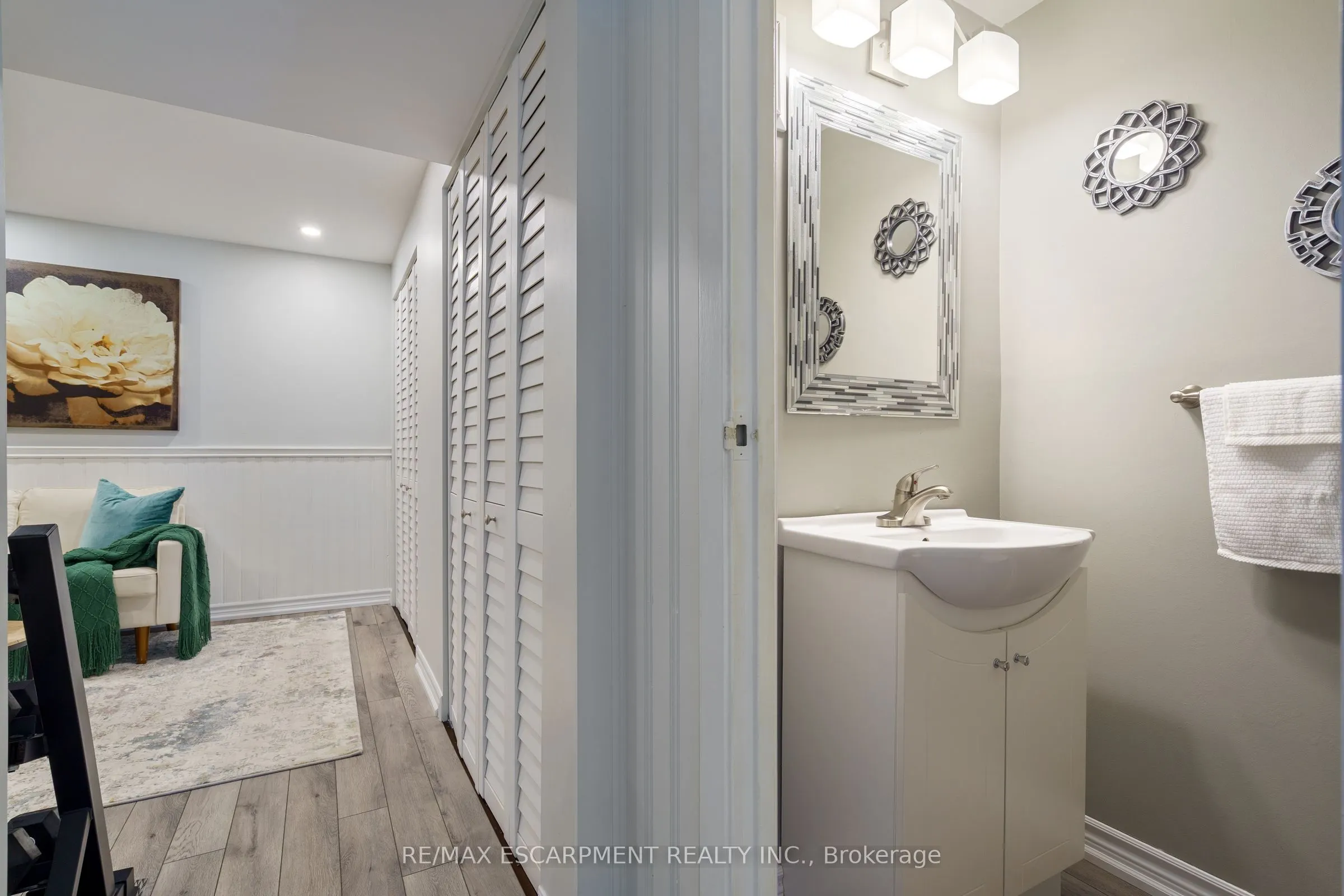 145 Rice Avenue, #22