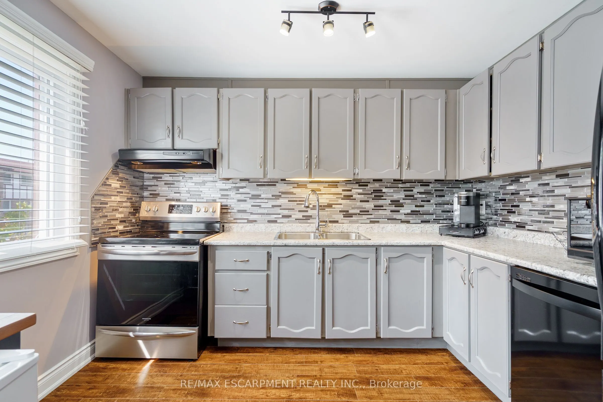 145 Rice Avenue, #22
