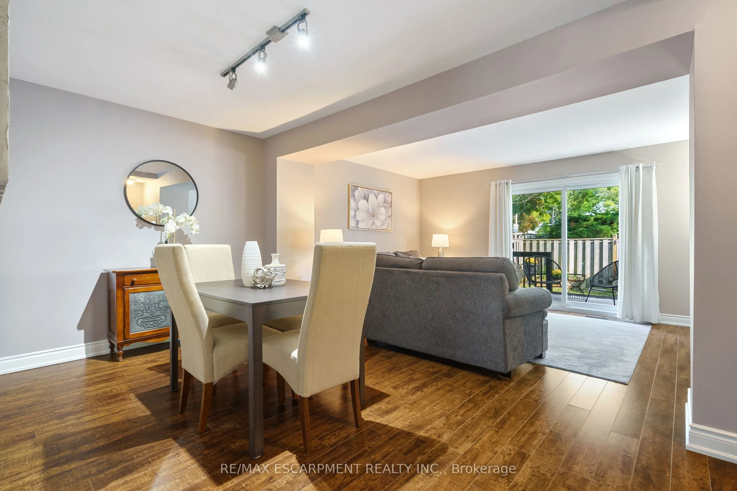 145 Rice Avenue, #22