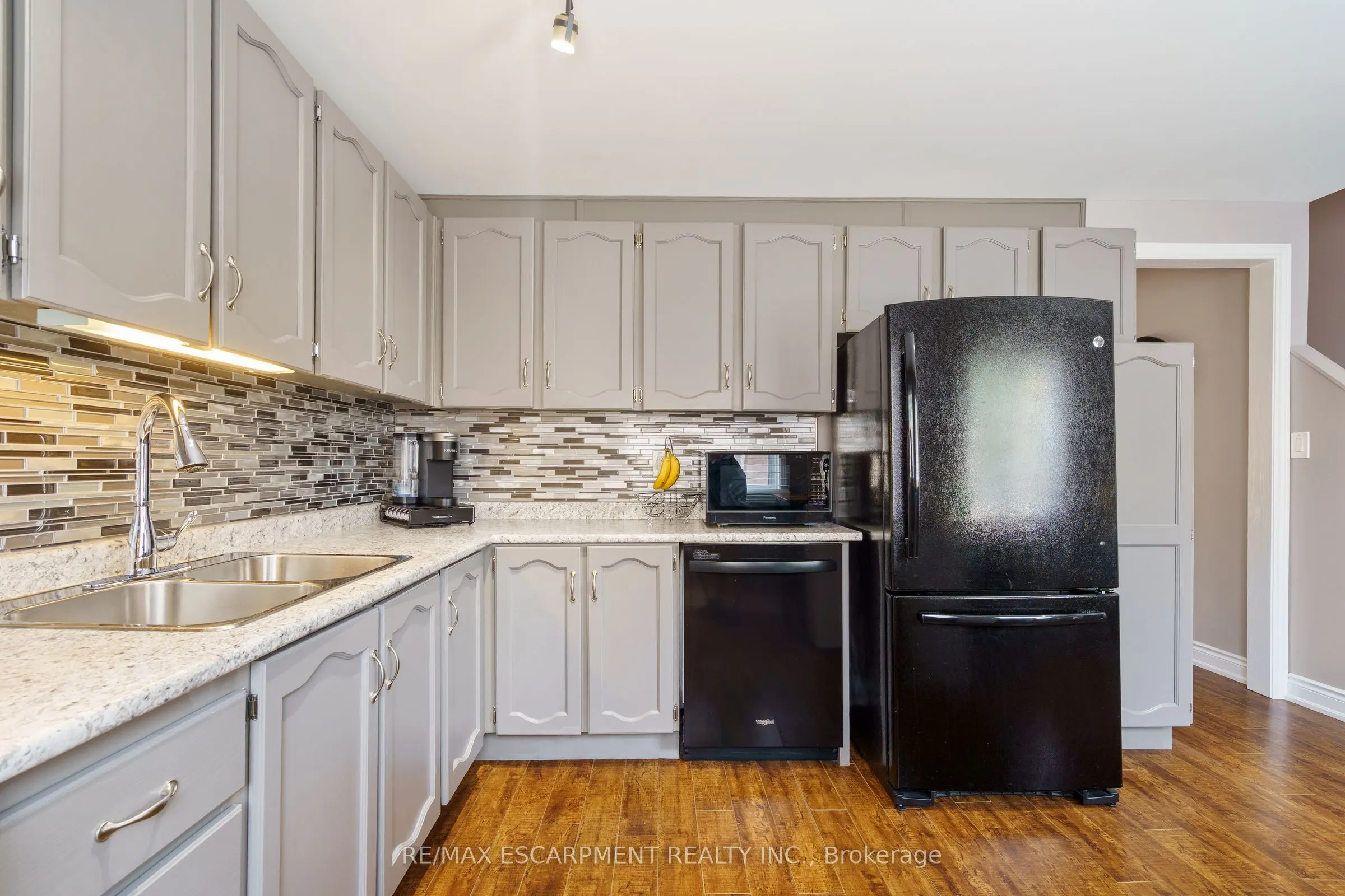 145 Rice Avenue, #22