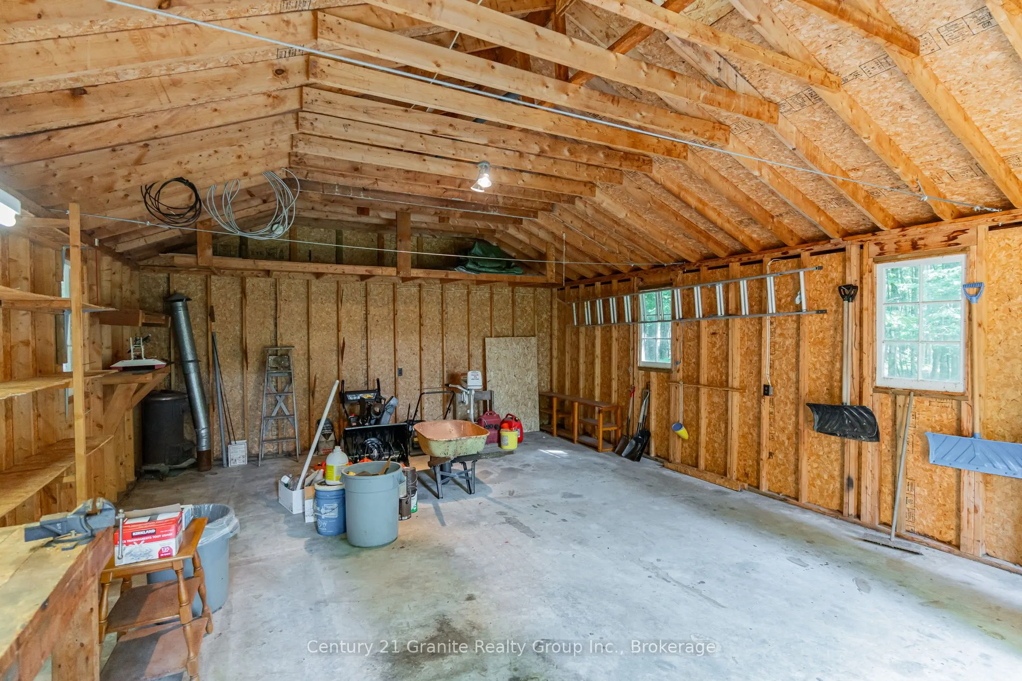 1100 Fairfield Bay Drive SW