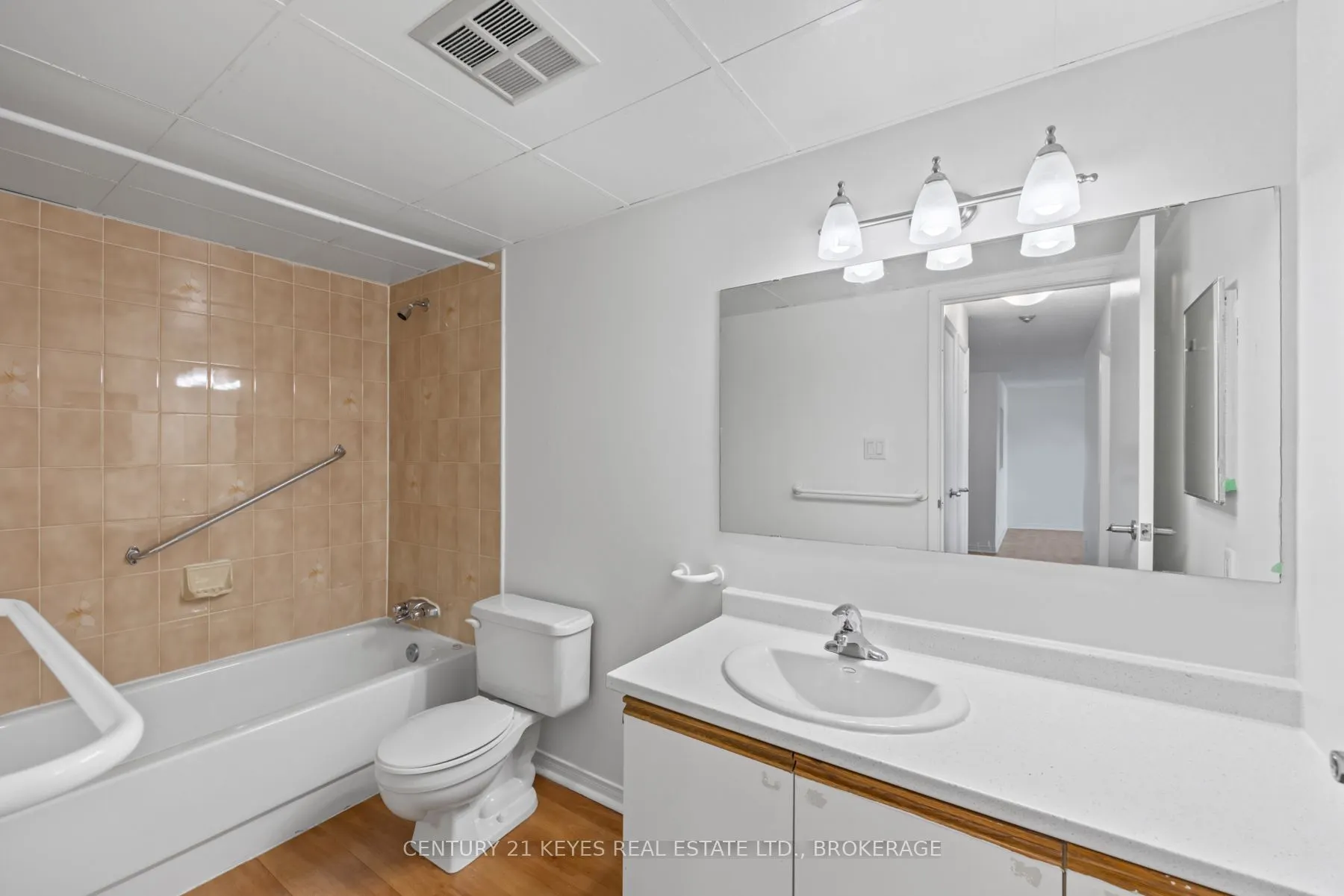 745 Davis Drive, #511