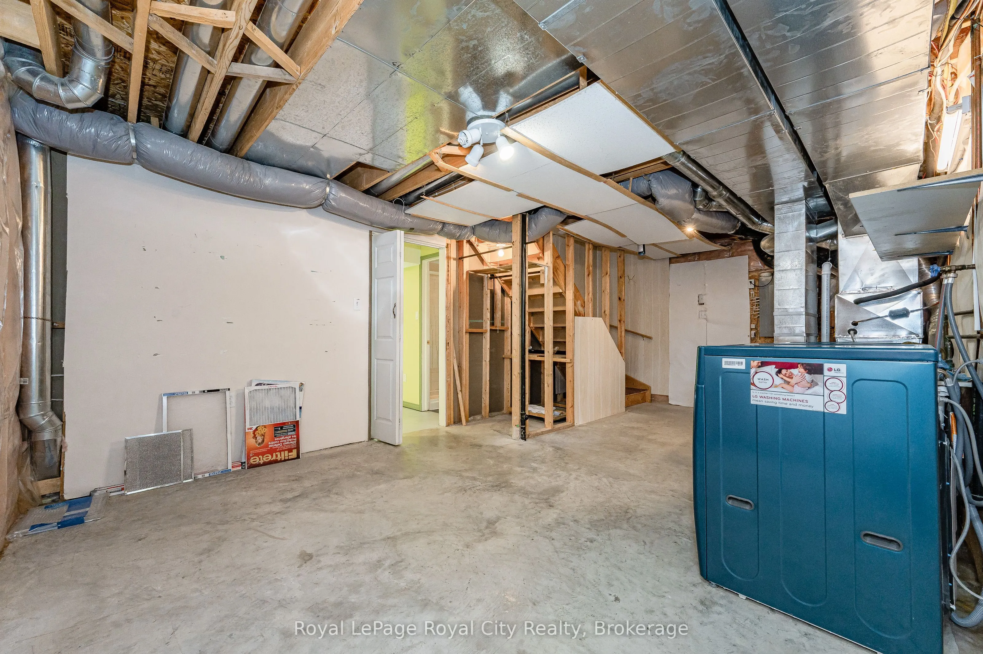 4 BRONWYN Place