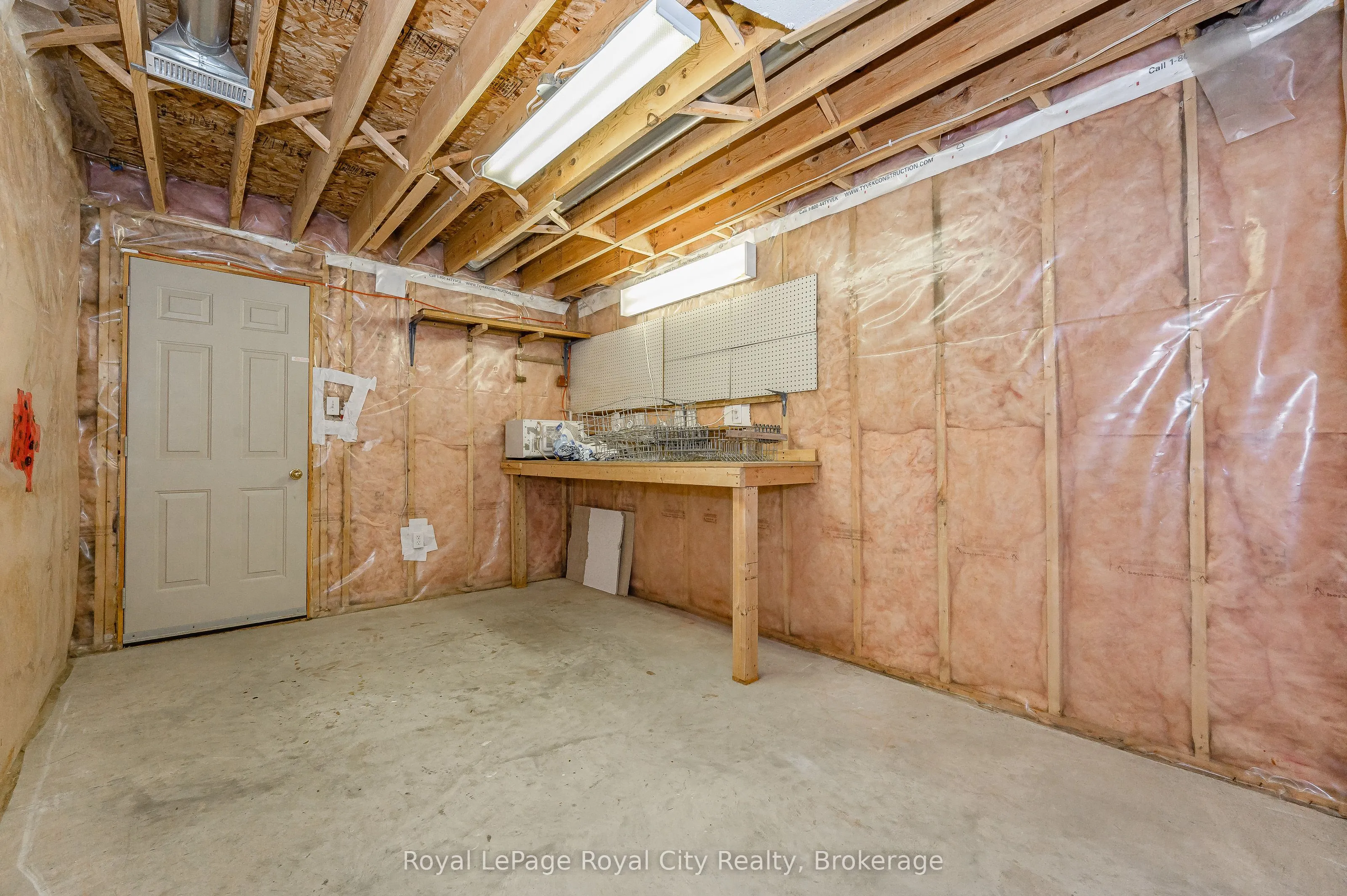 4 BRONWYN Place