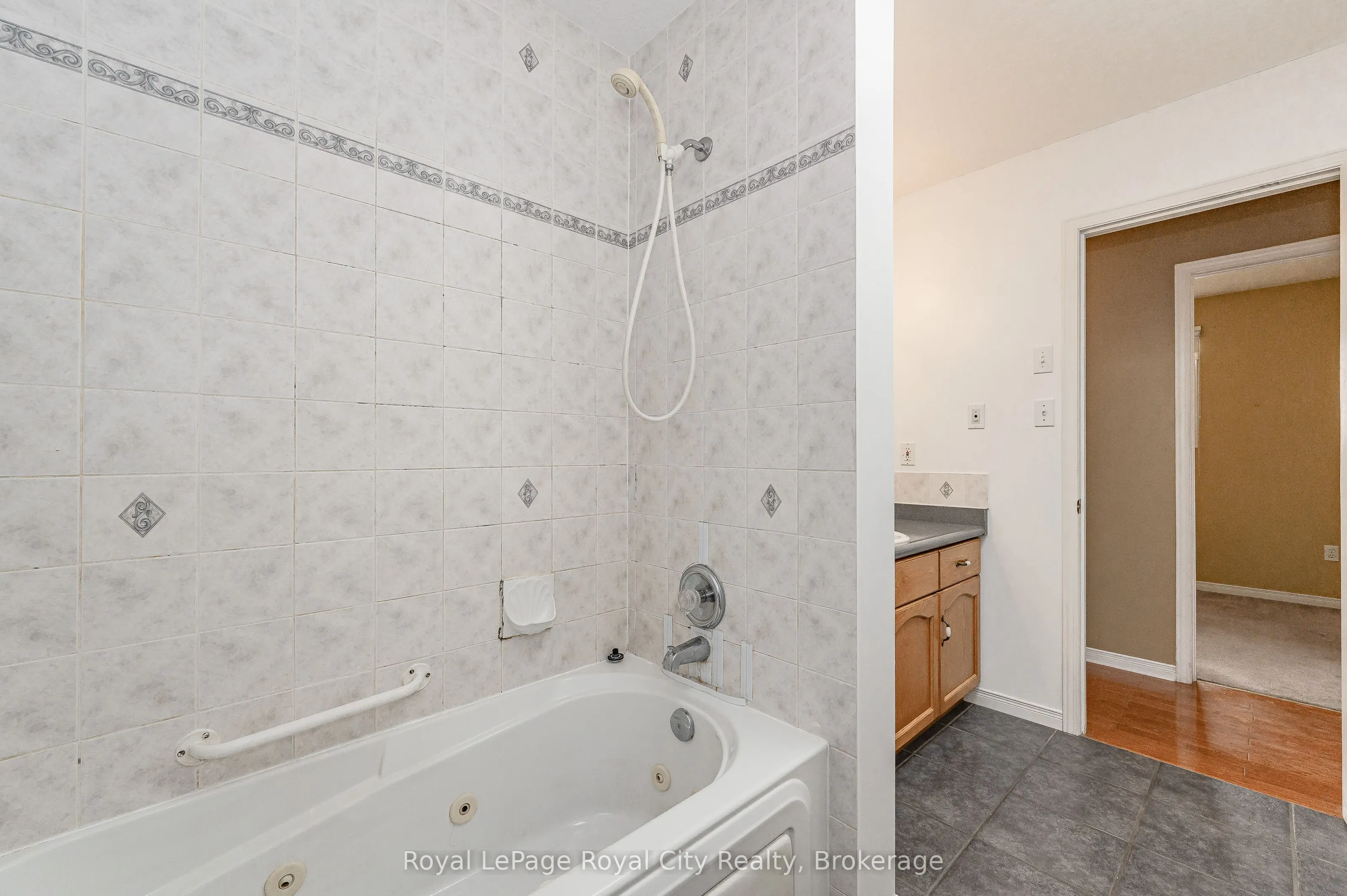 4 BRONWYN Place