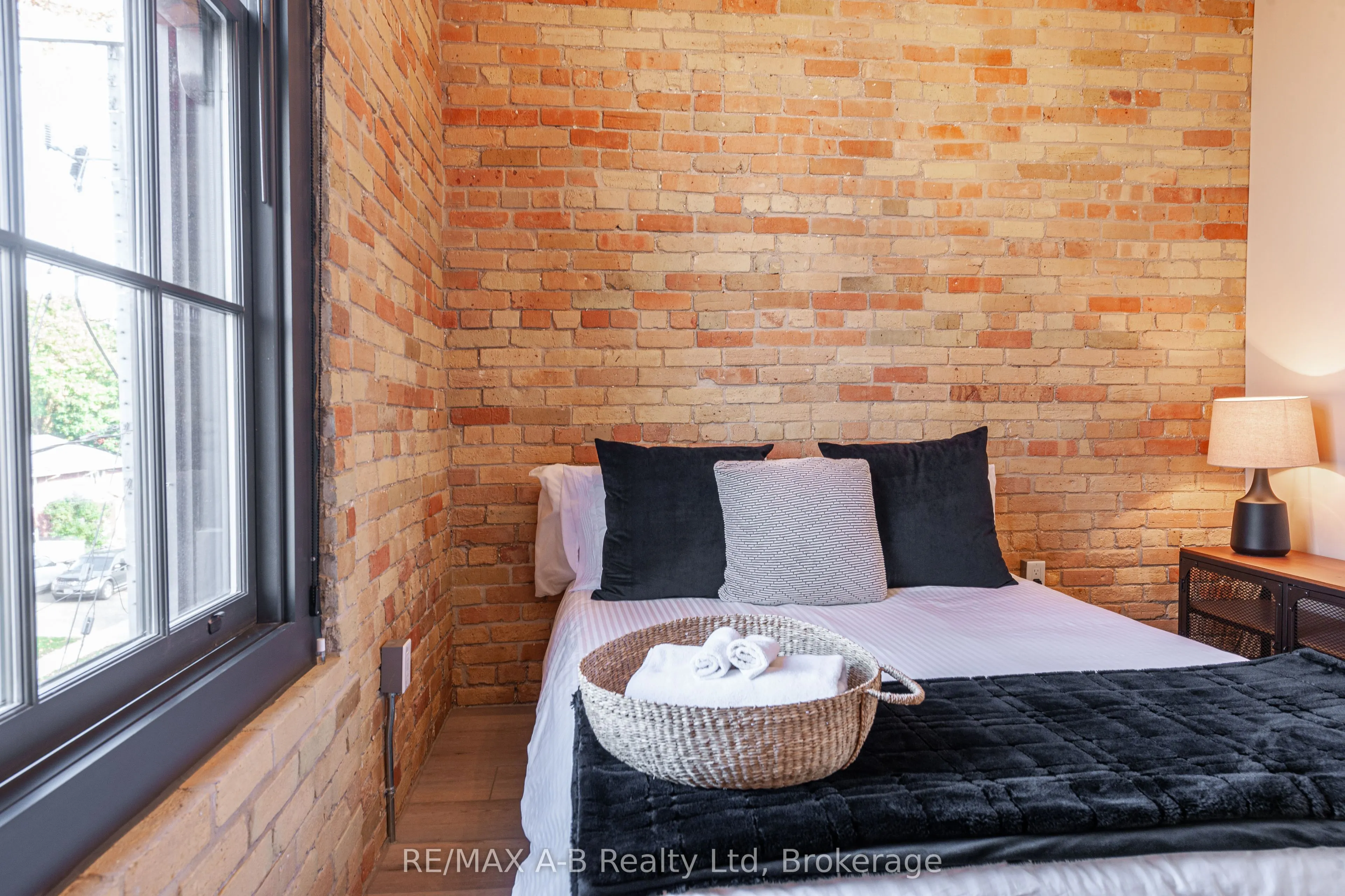 245 Downie Street, #311