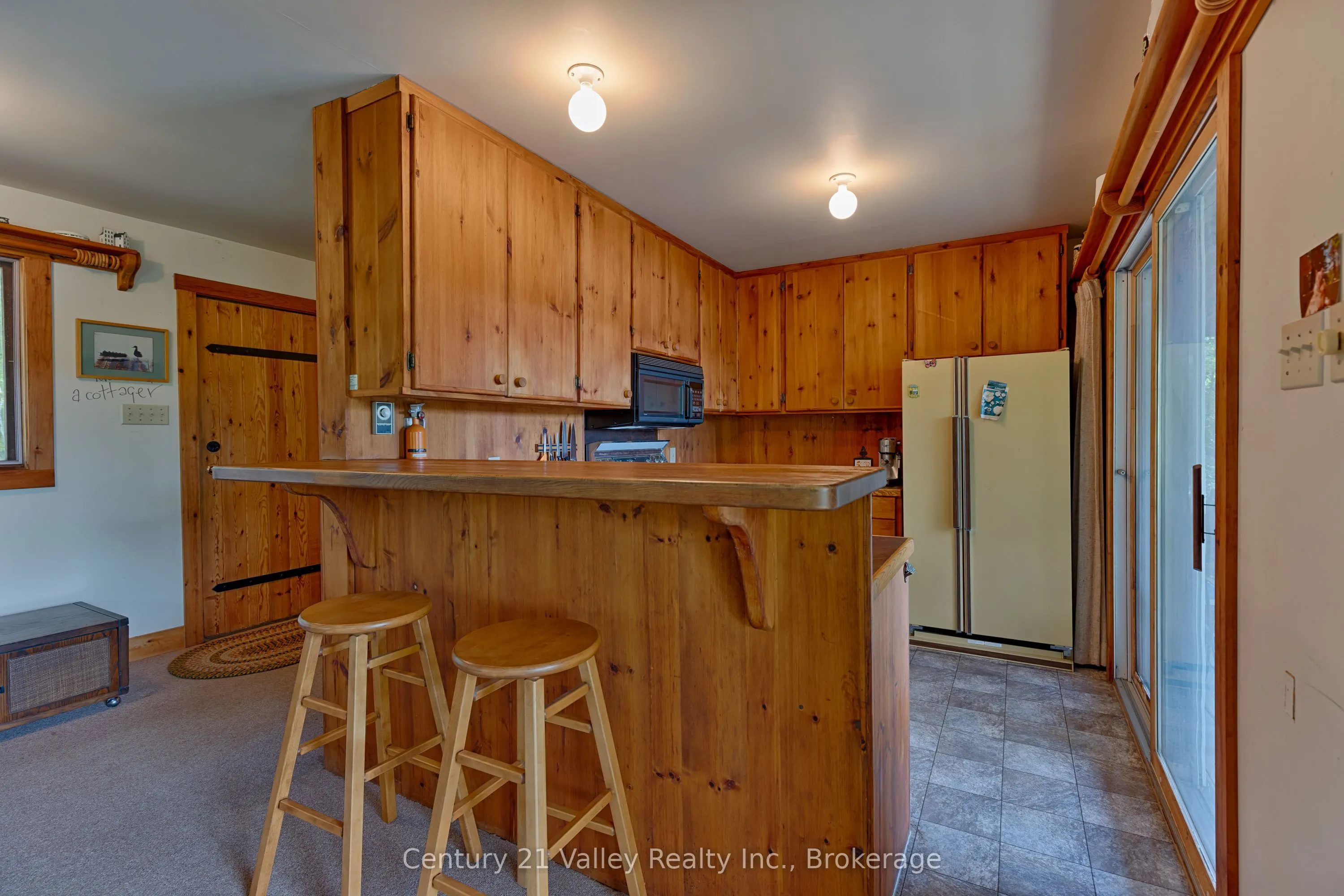 128 McDowell Lane