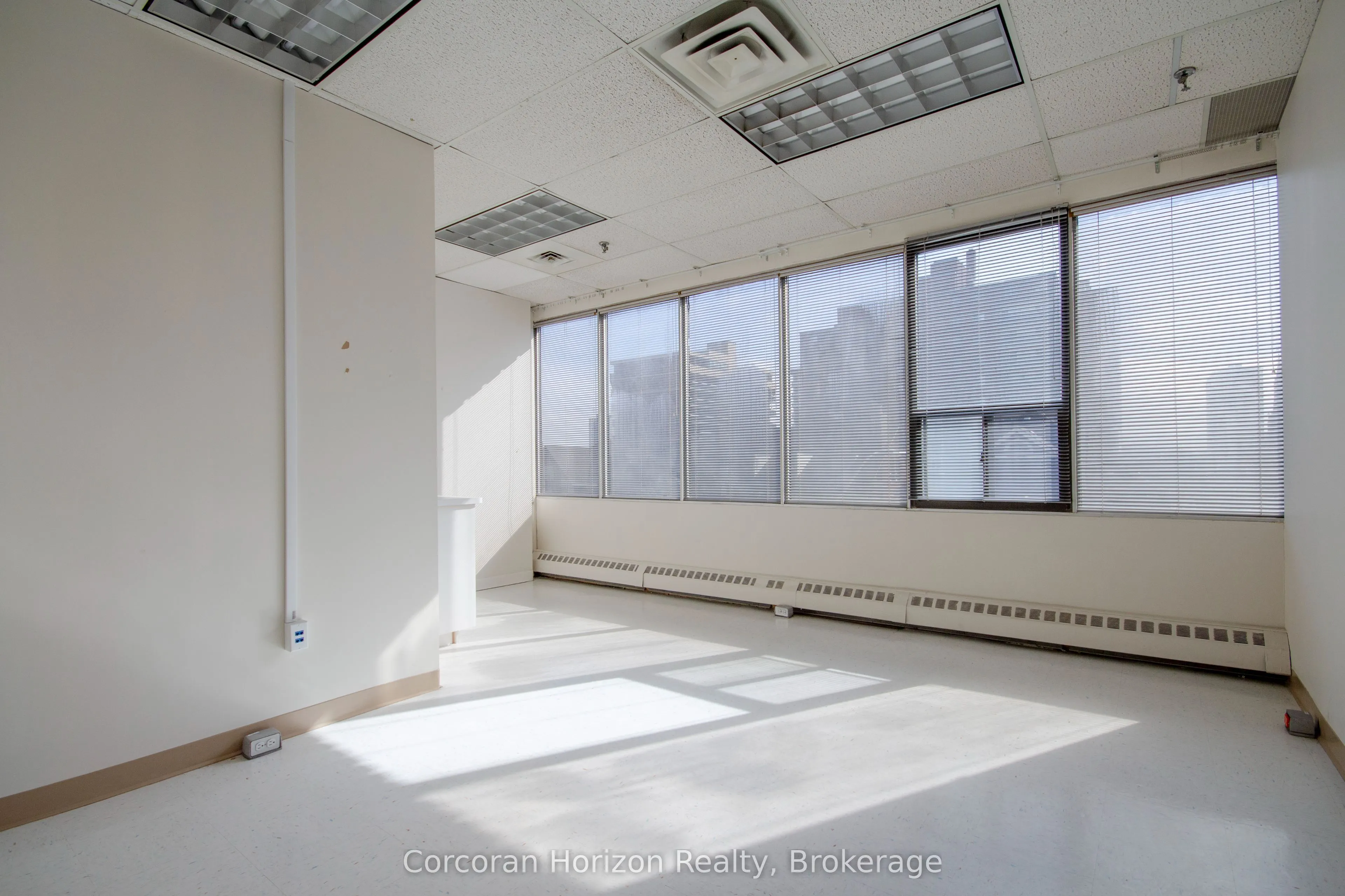 200 JAMES Street S, #301A