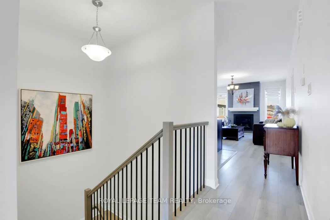 818 Companion Crescent