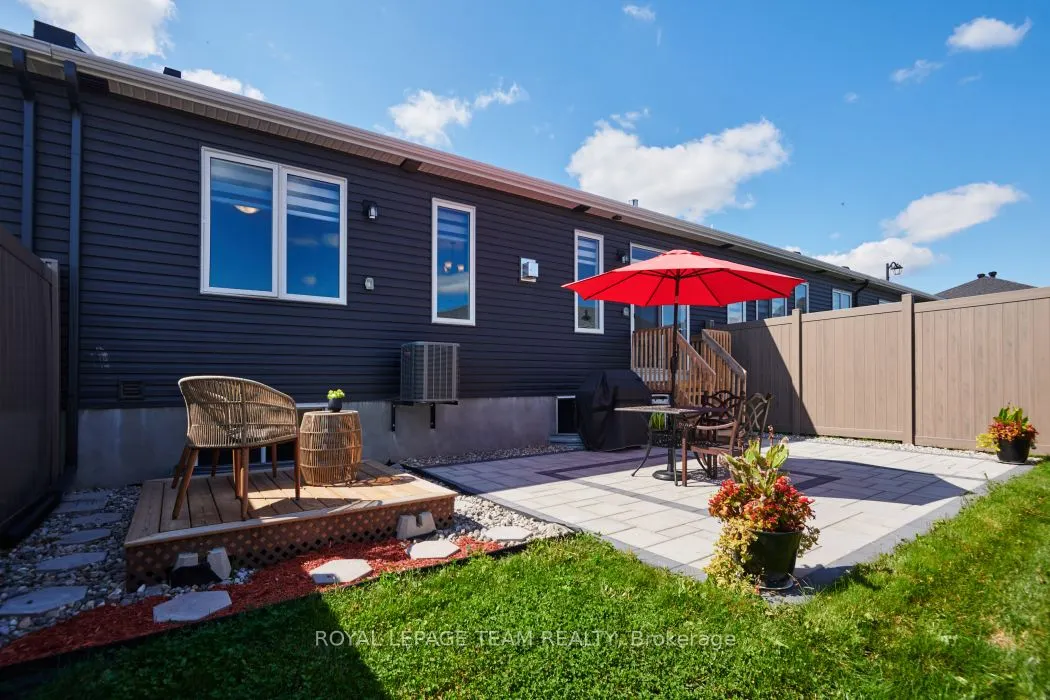 818 Companion Crescent