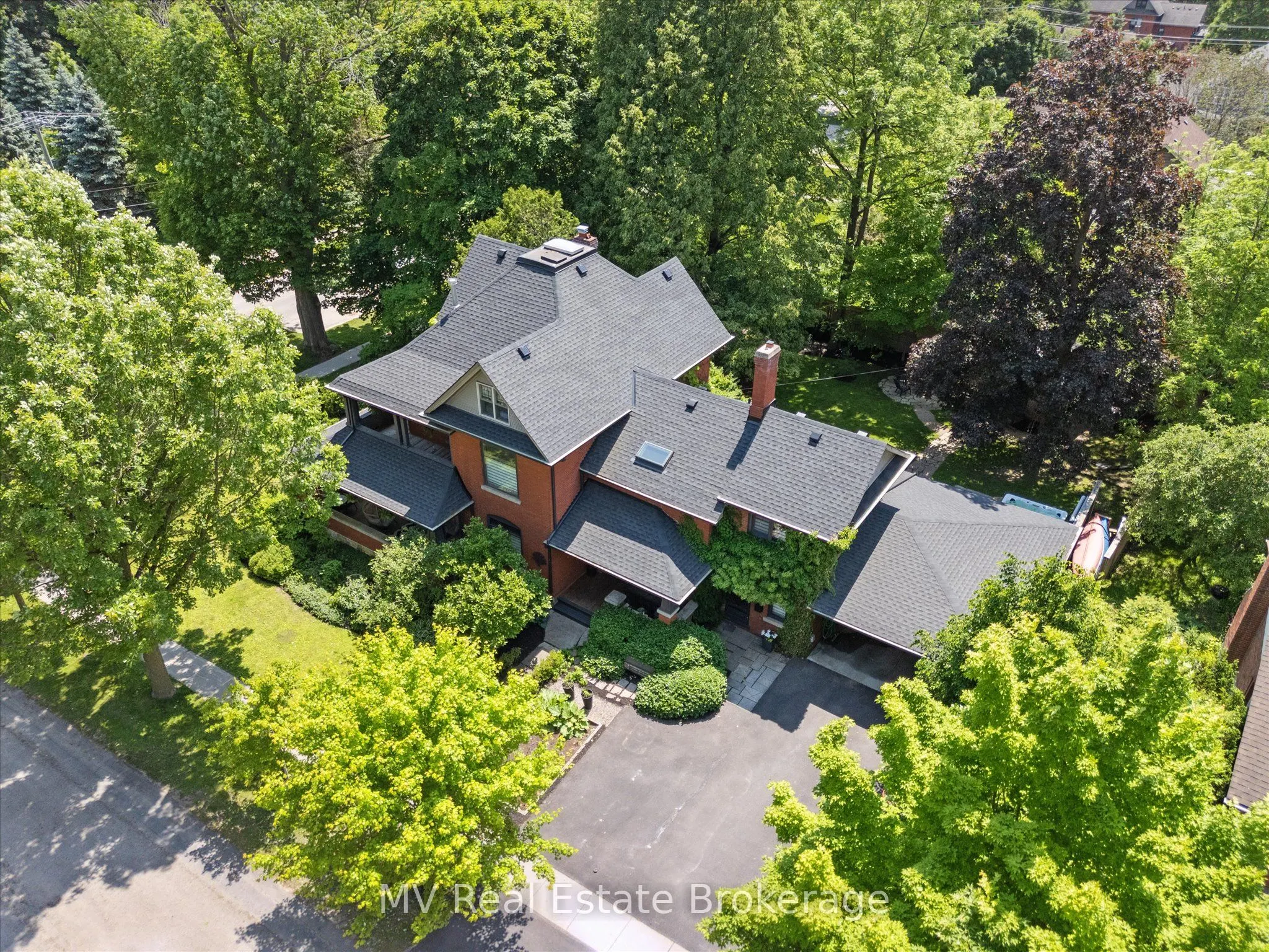 94 Colborne Street