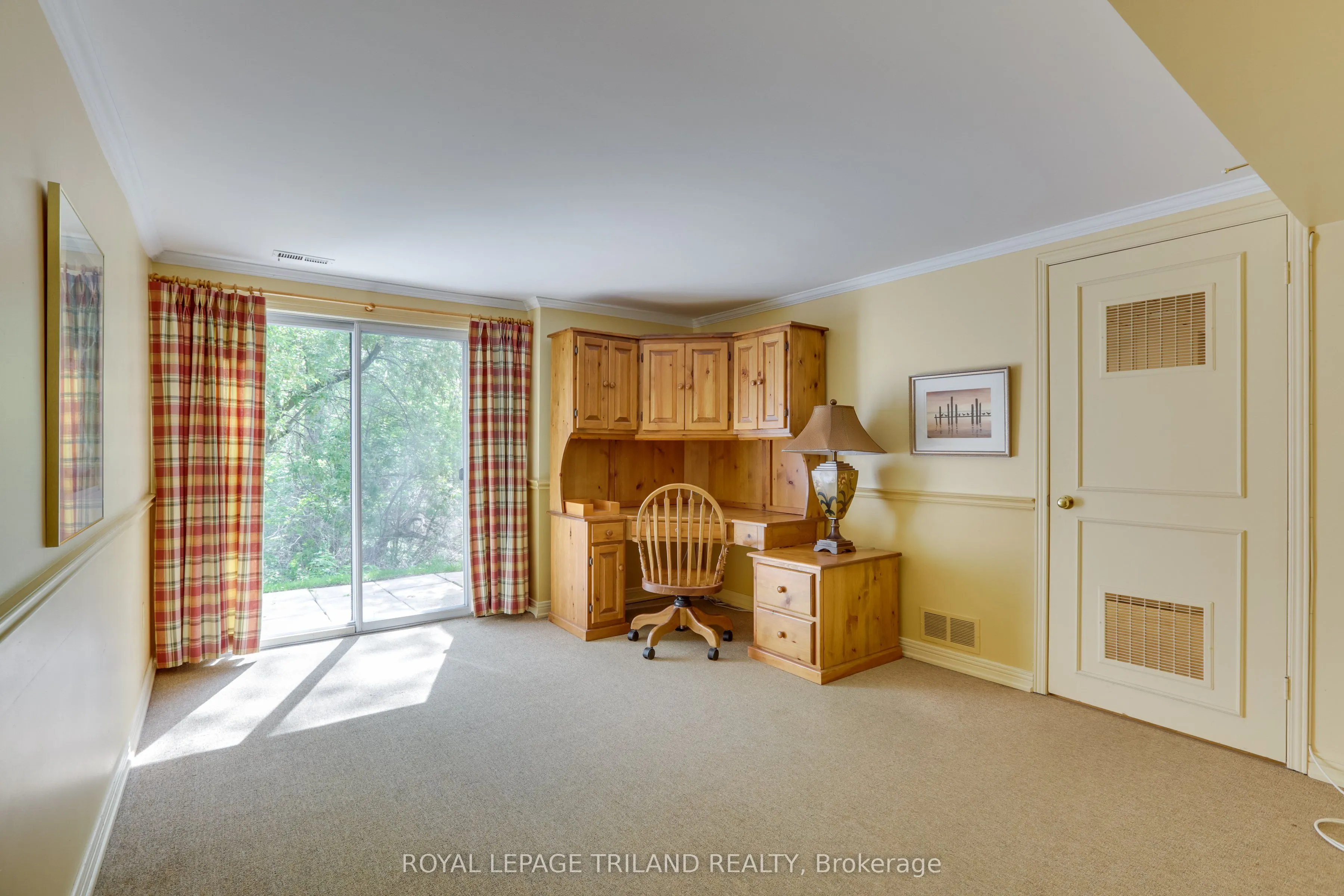 703 Windermere Road, #11