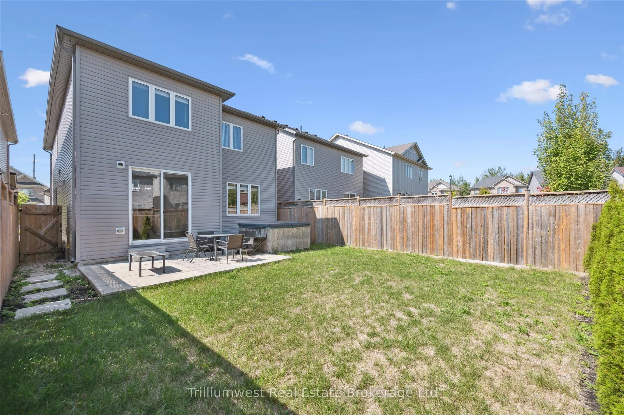 32 Kay Crescent