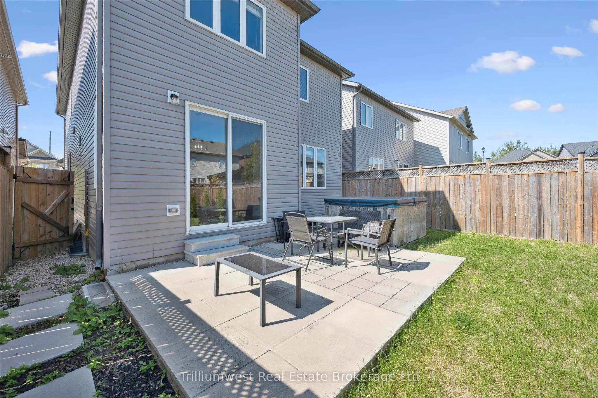 32 Kay Crescent