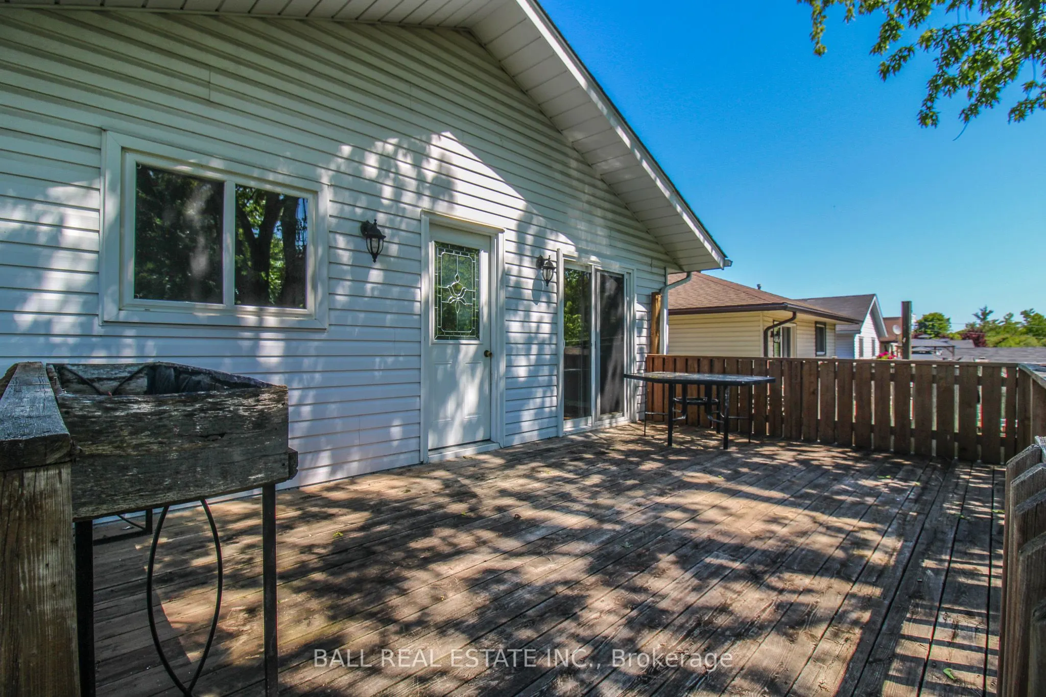 885 Stewart Drive