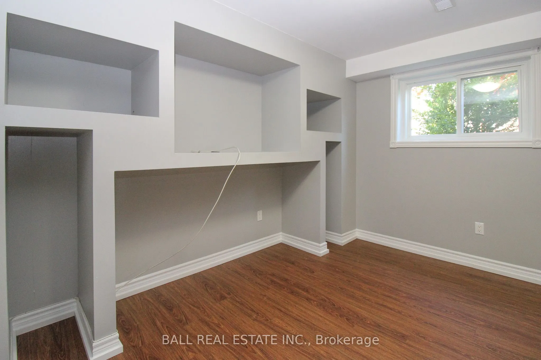 885 Stewart Drive