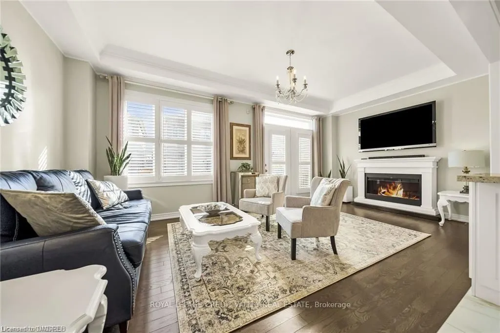 87 Westfield Crescent