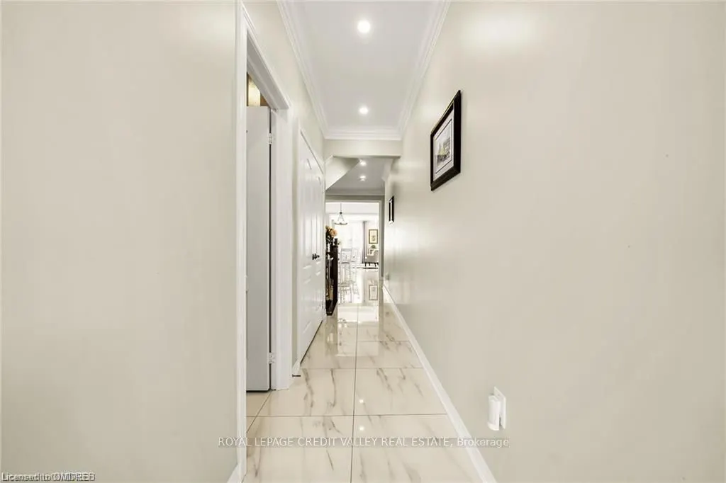 87 Westfield Crescent