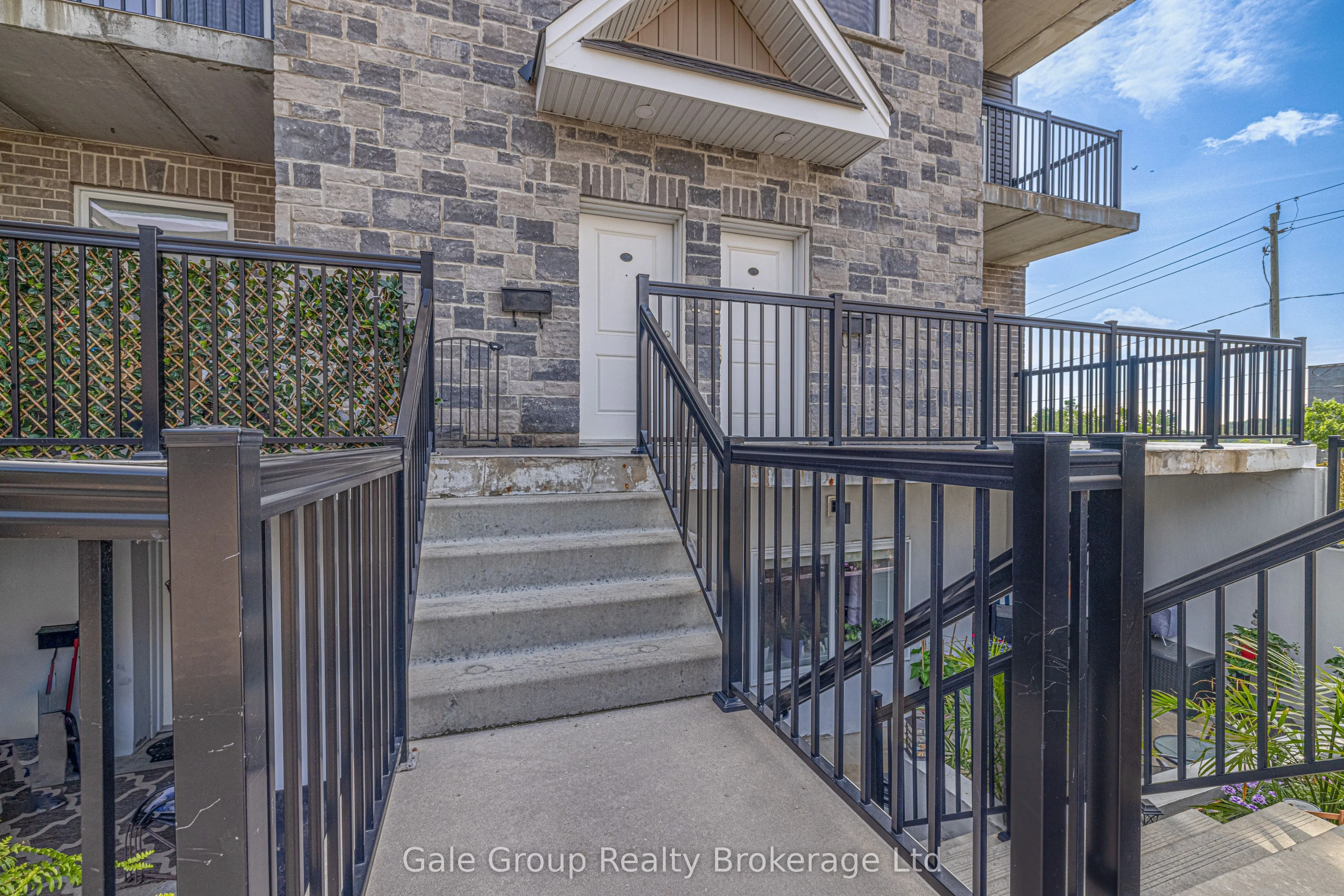 439 Athlone Avenue, #Unit #C3