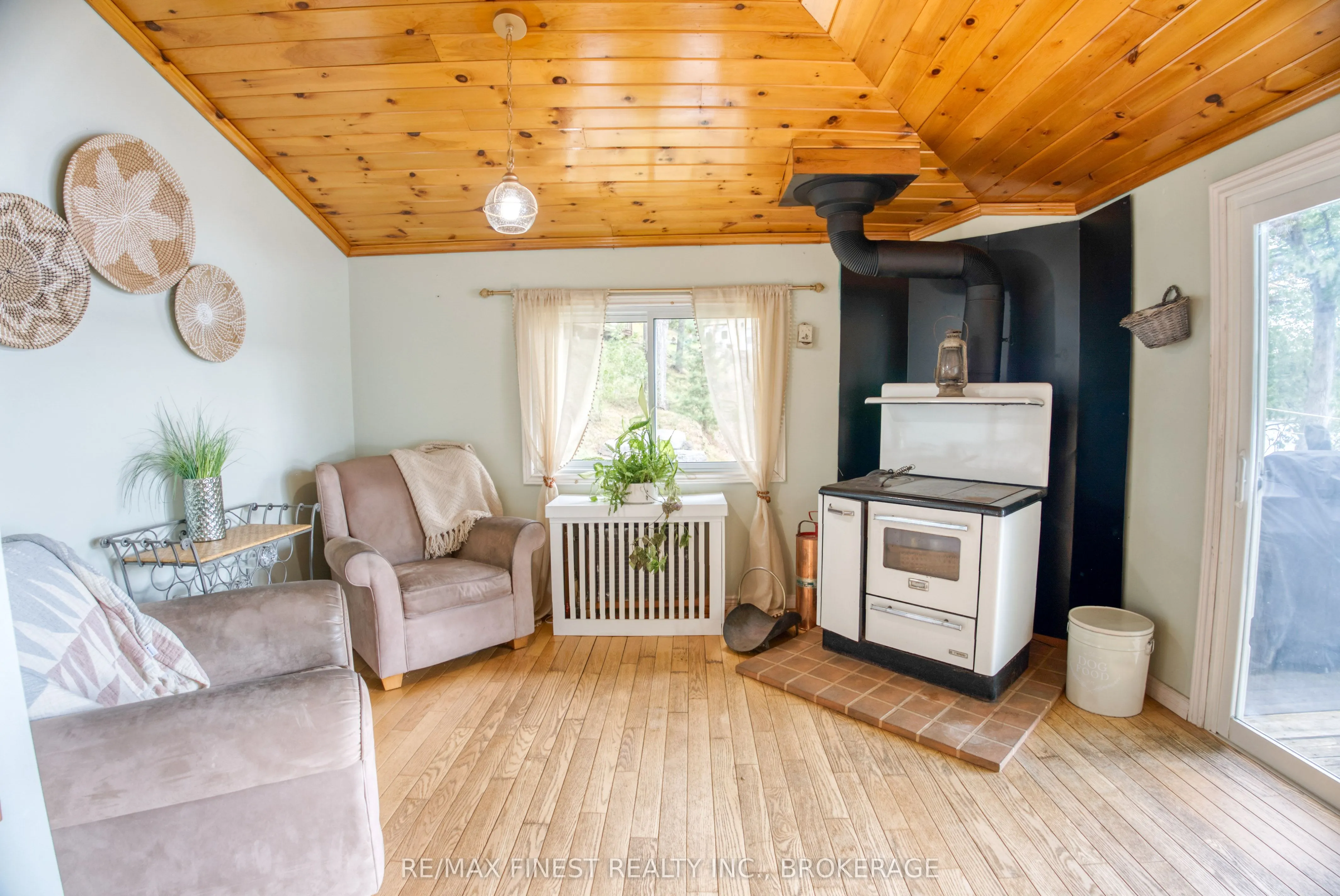 60C Stinson Lane