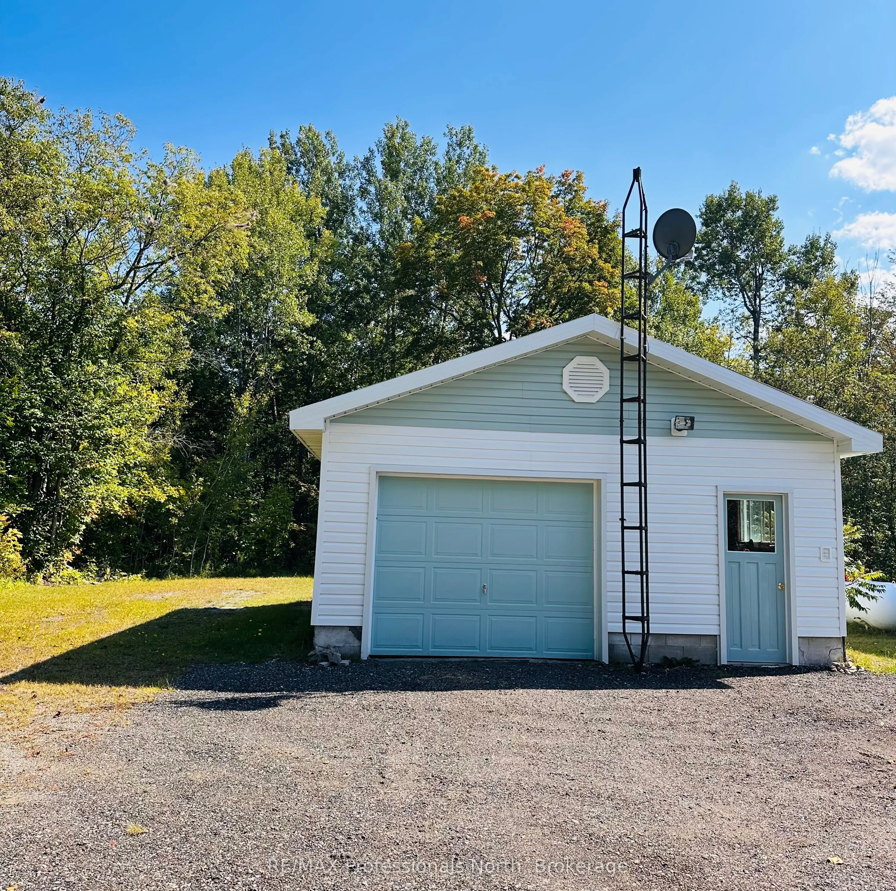 1671 Hwy 60 Highway