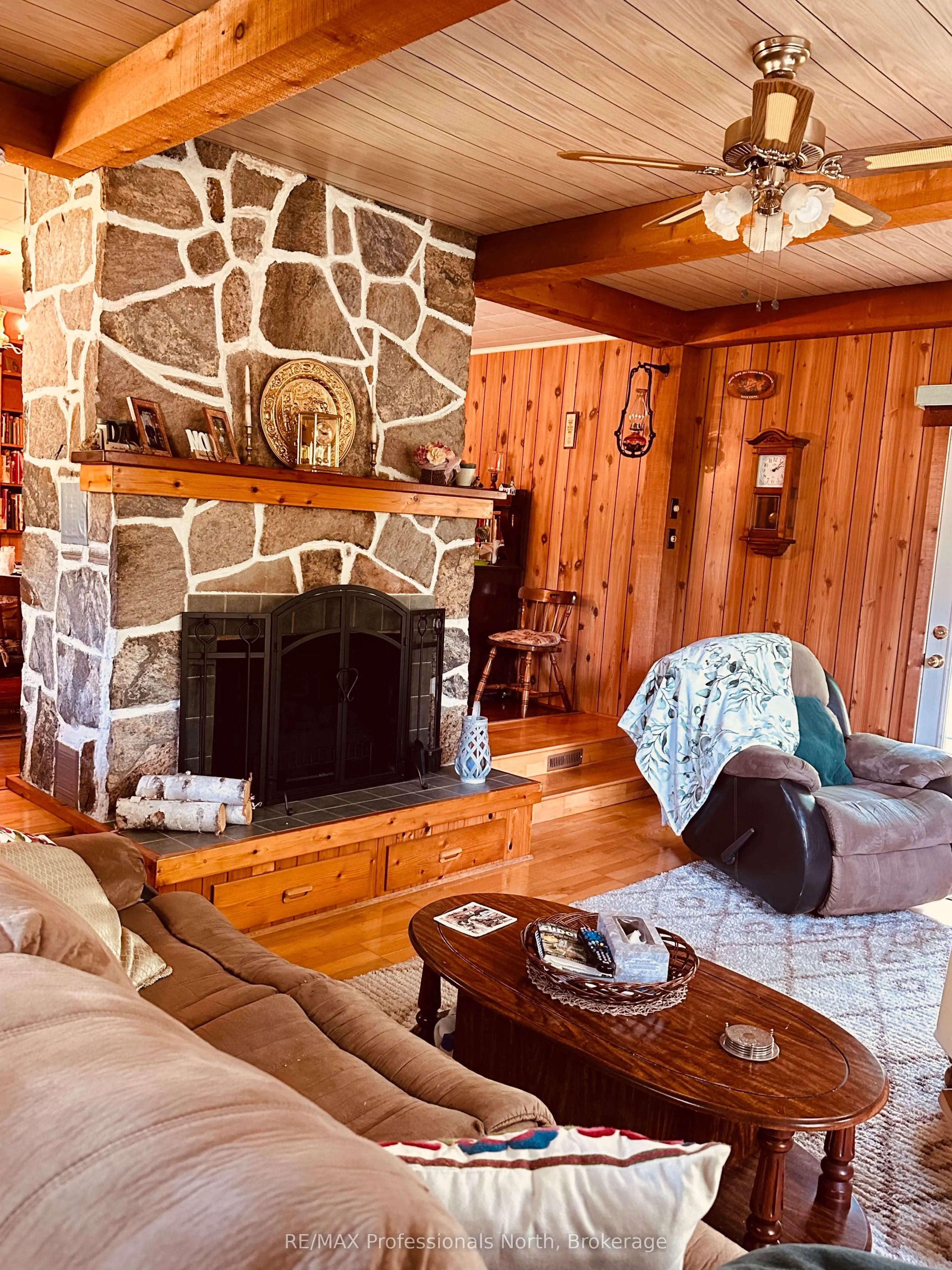 1671 Hwy 60 Highway