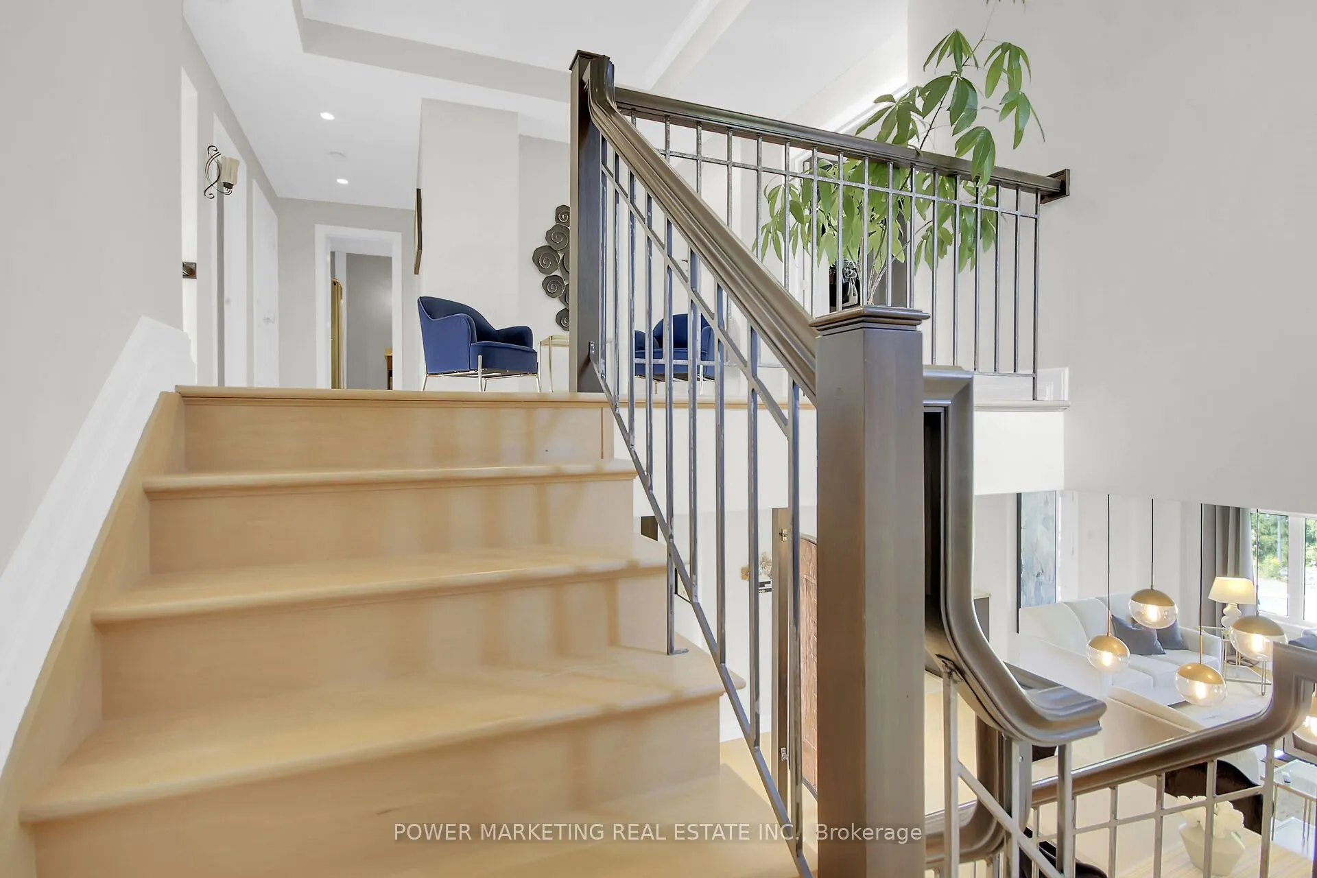 15 MARWOOD Court