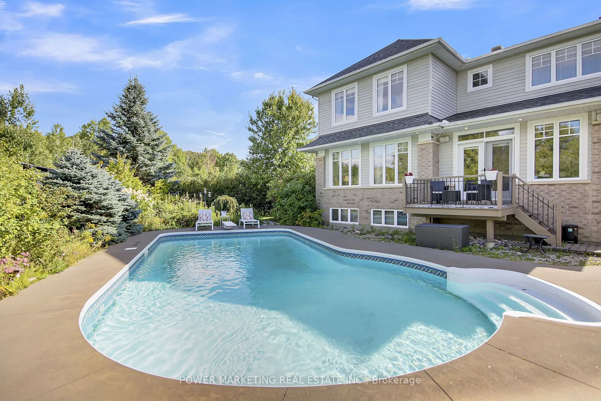 15 MARWOOD Court