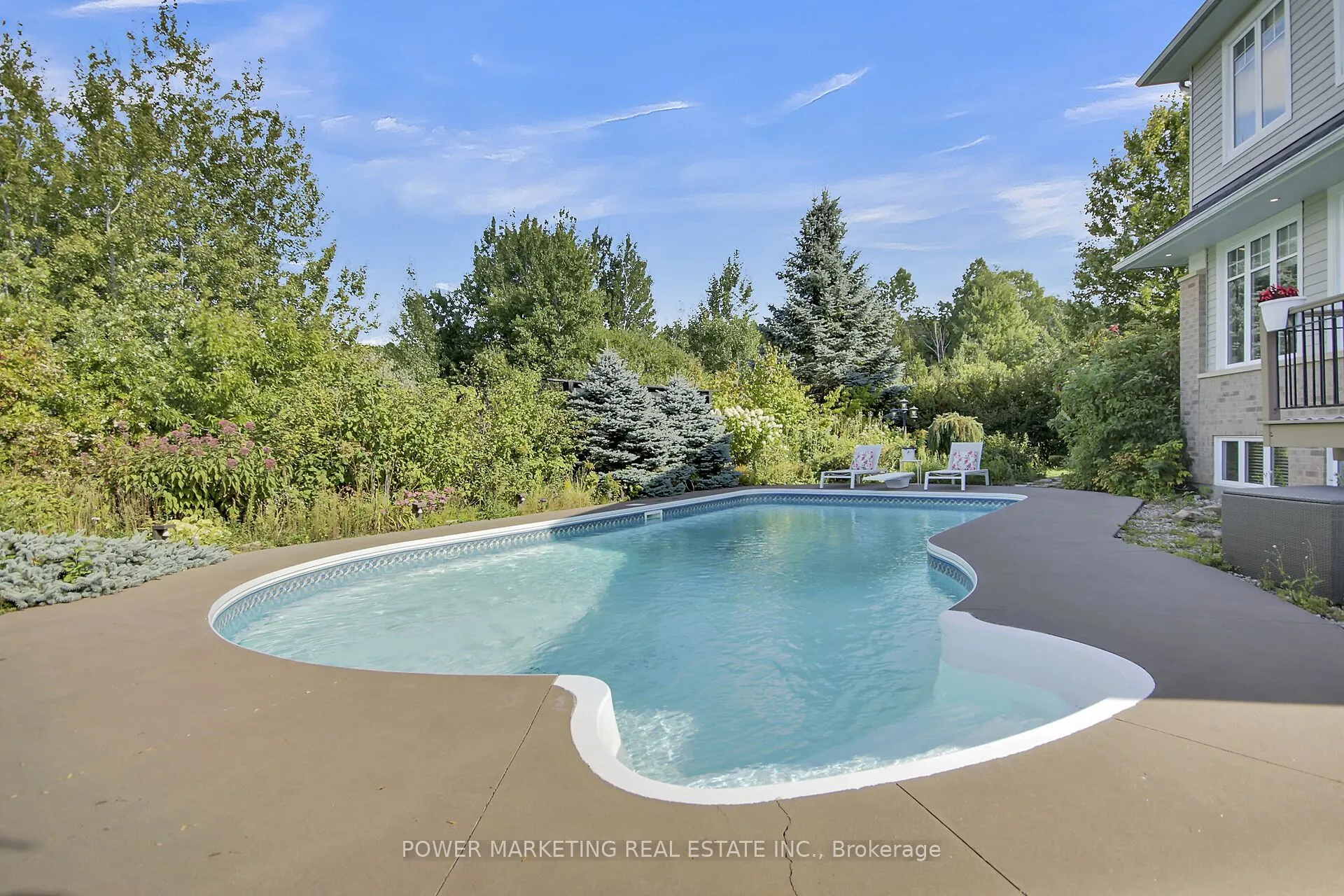 15 MARWOOD Court