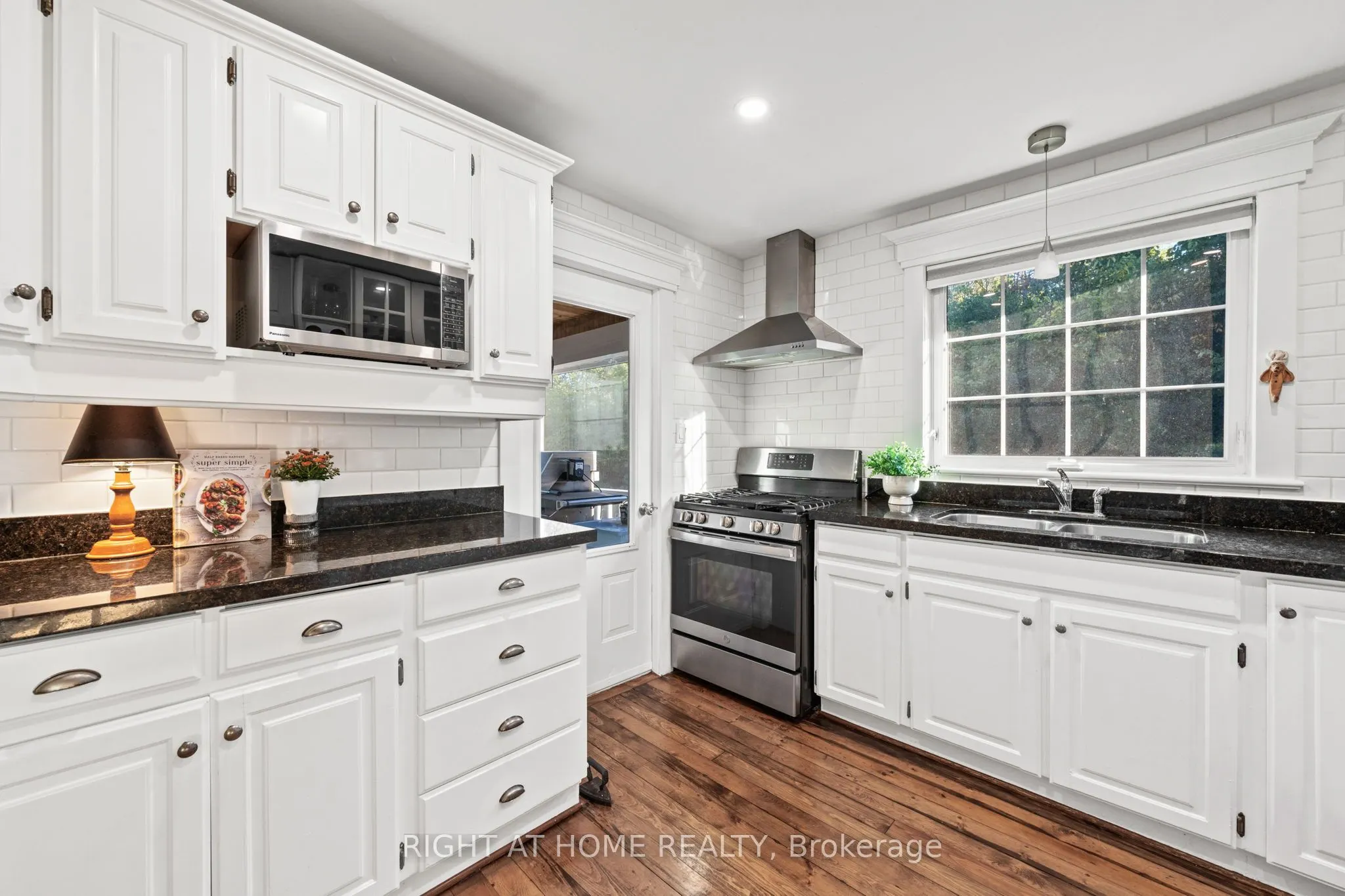 689 Rideau River Road