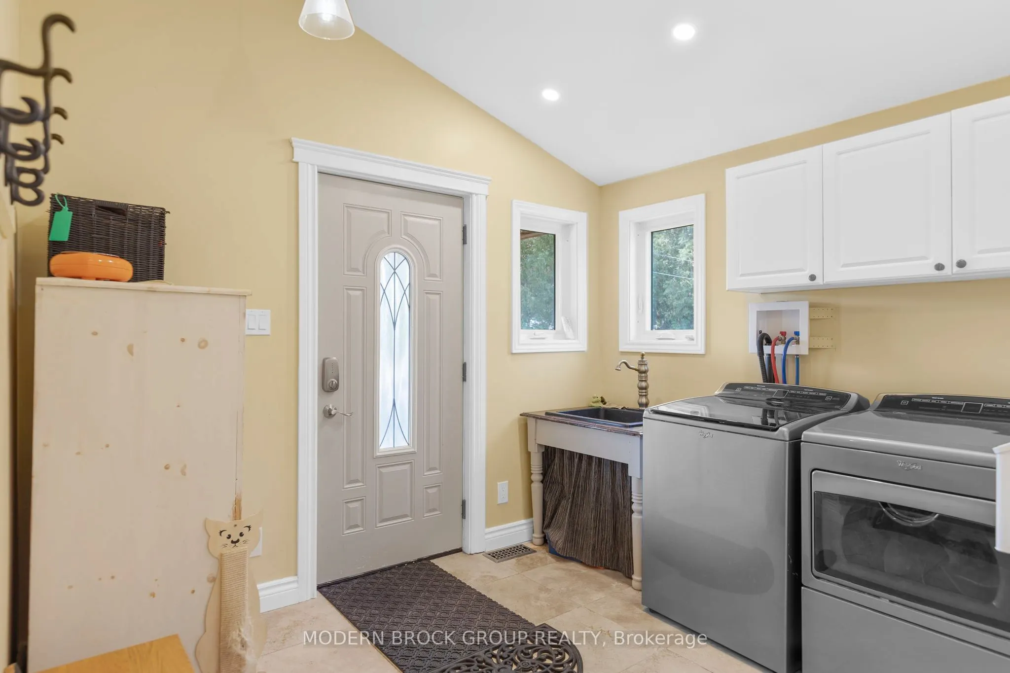 8224 County 15 Road