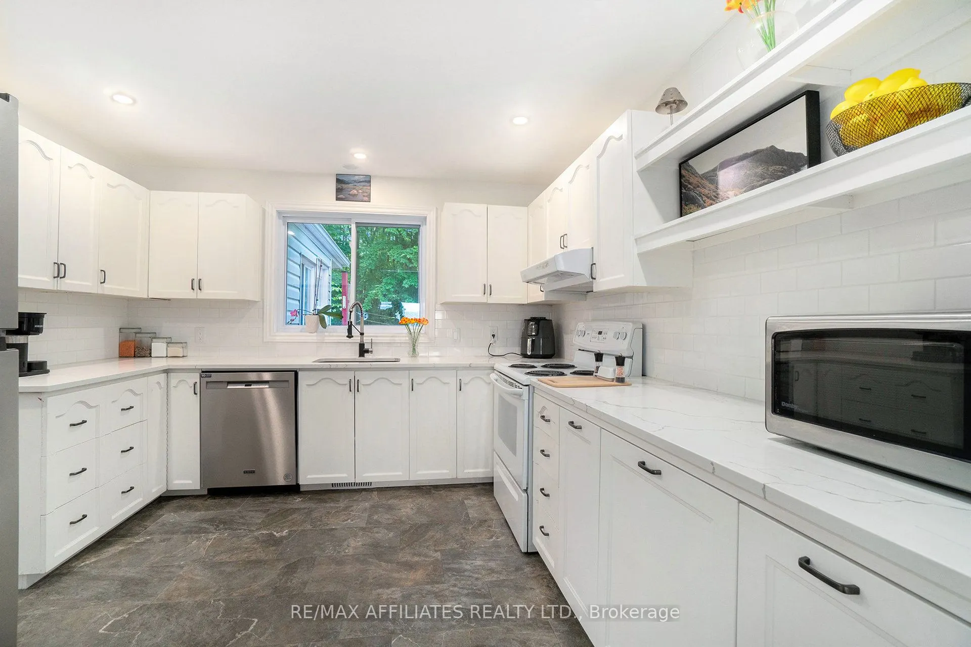 319 Riverwood Drive