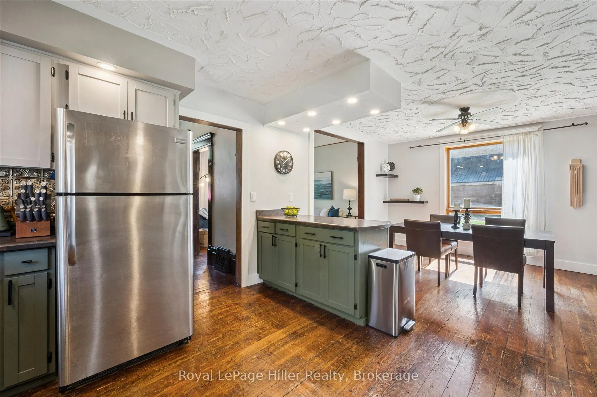 4 Temperance Street