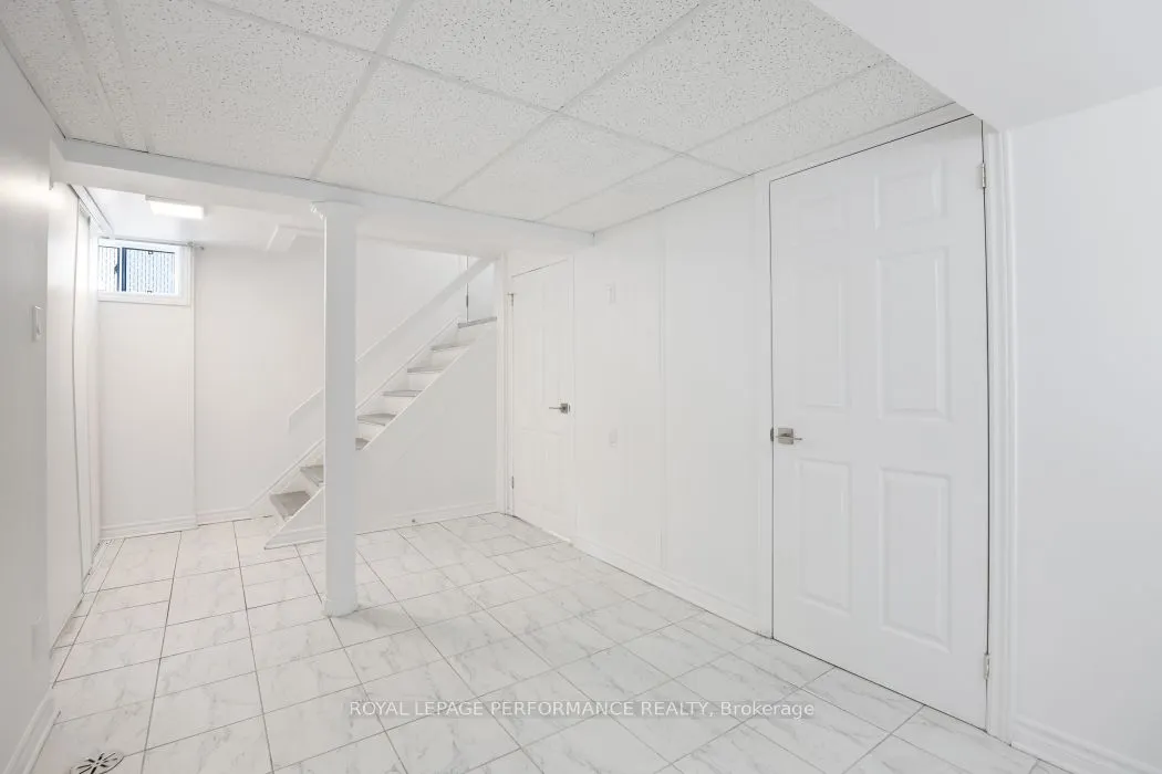 2265 Iris Street