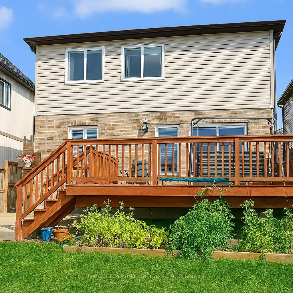 6039 Ernest Crescent