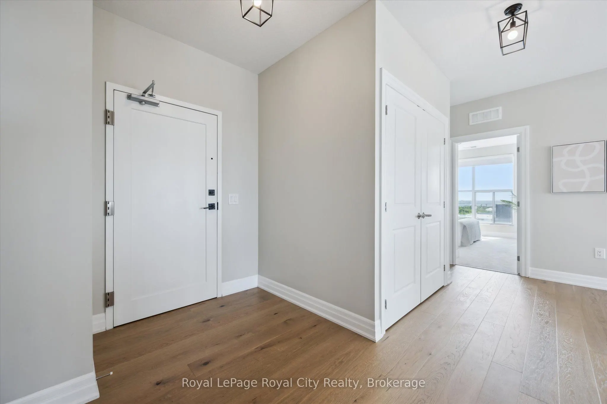 1878 Gordon Street, #1004