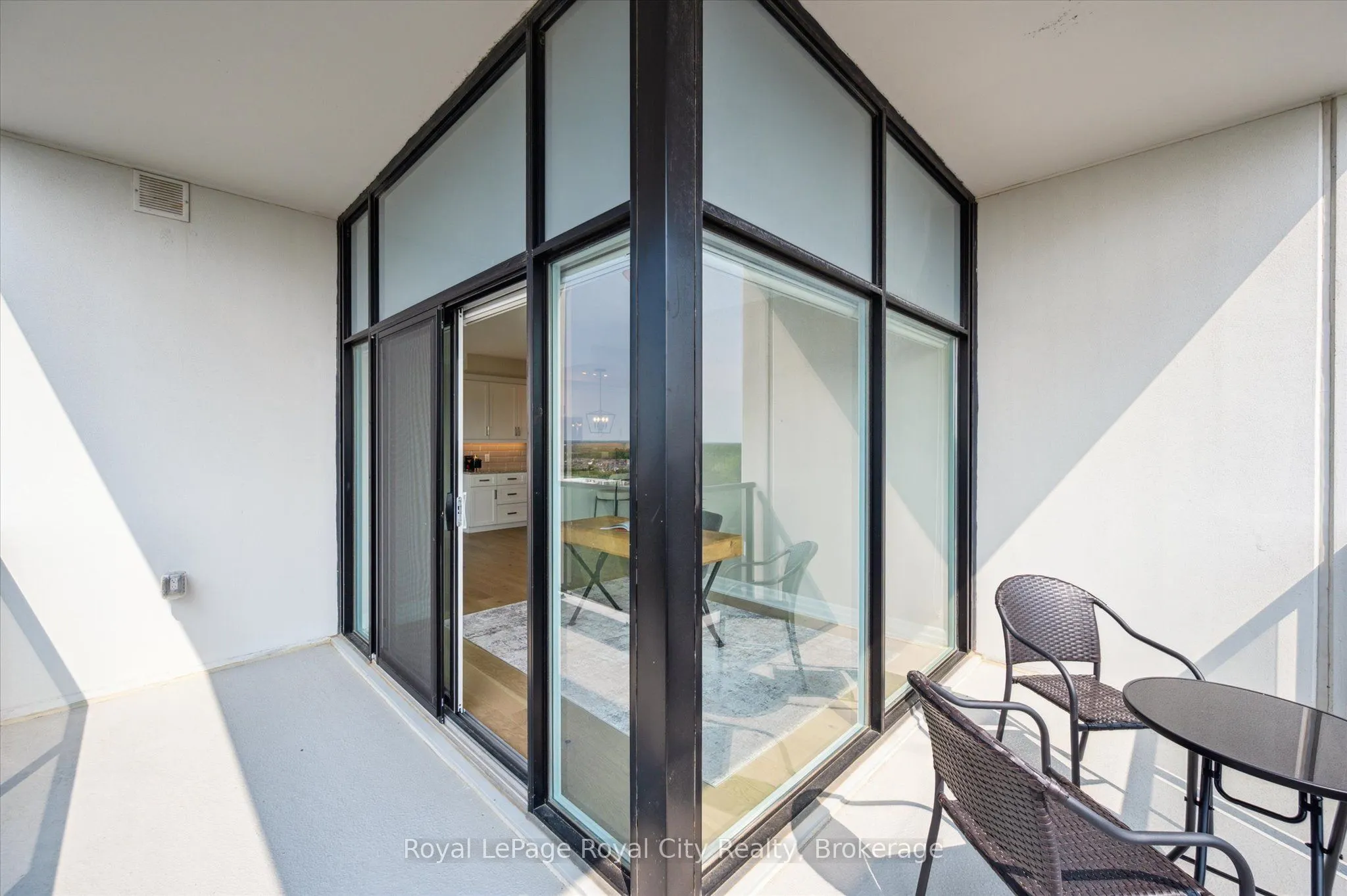 1878 Gordon Street, #1004