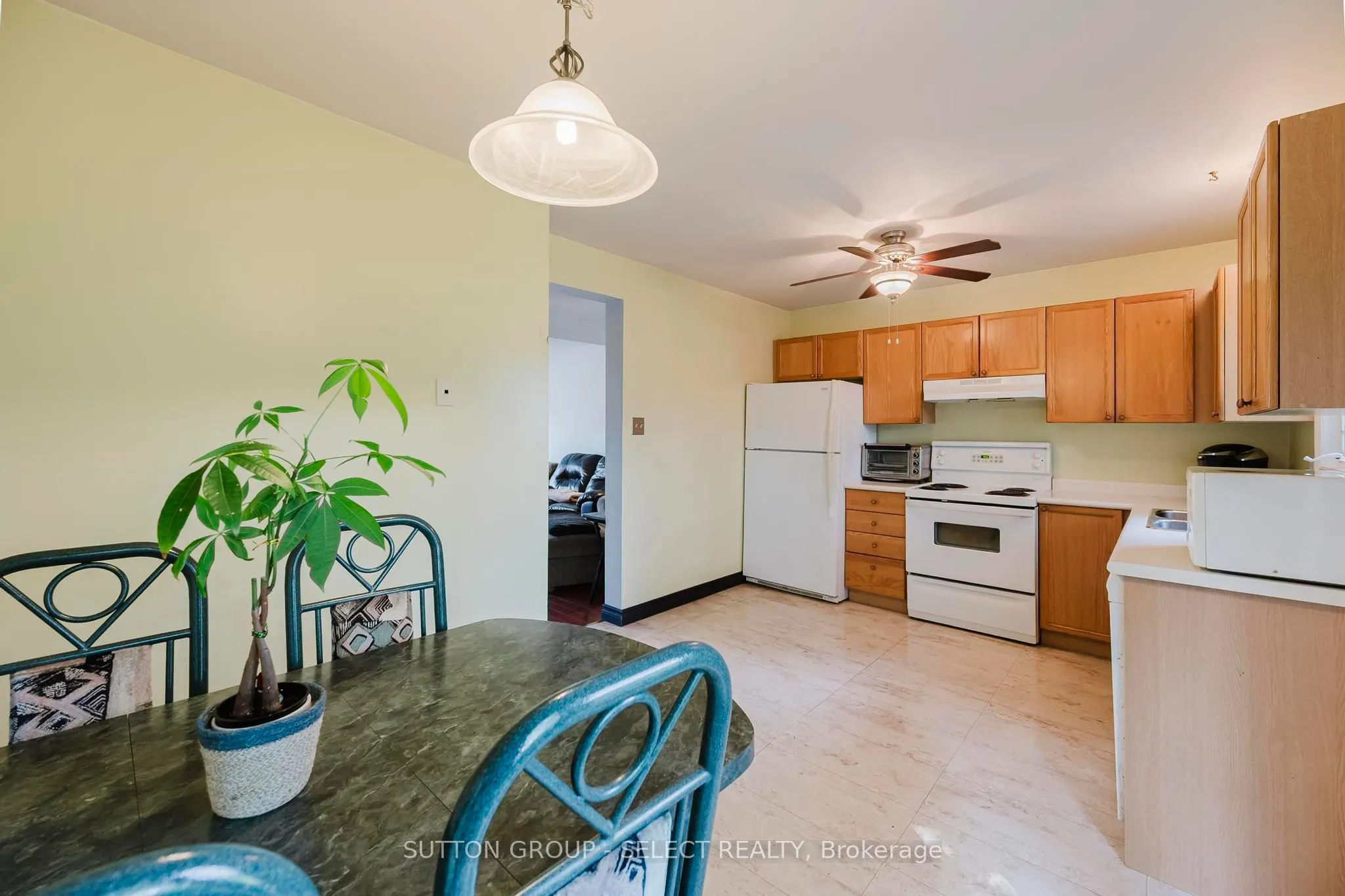 151 Martinet Avenue, #11