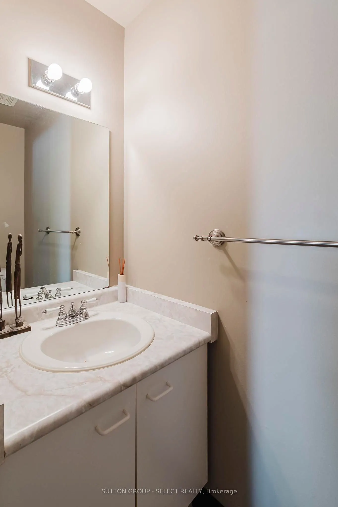 151 Martinet Avenue, #11