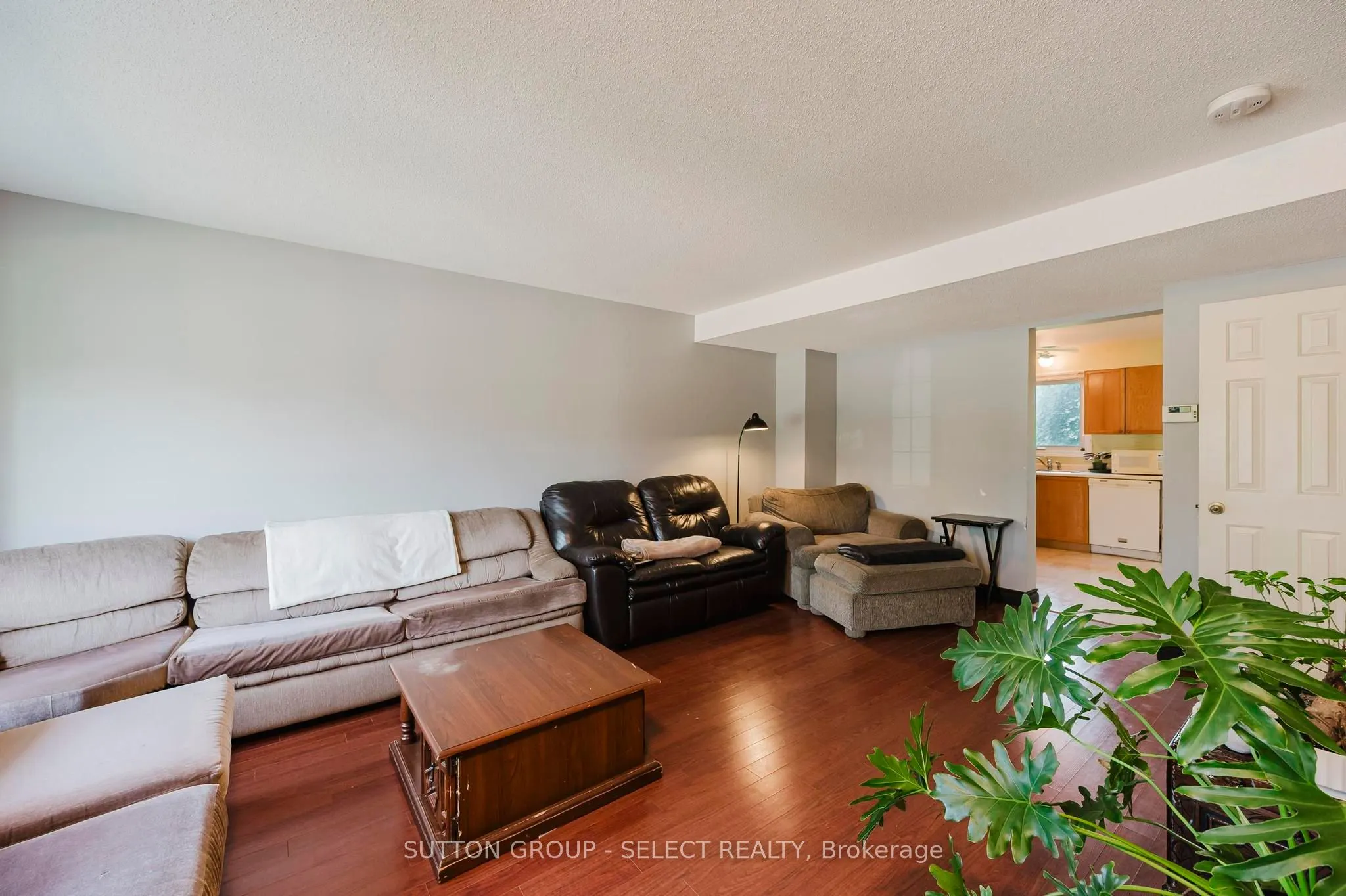151 Martinet Avenue, #11