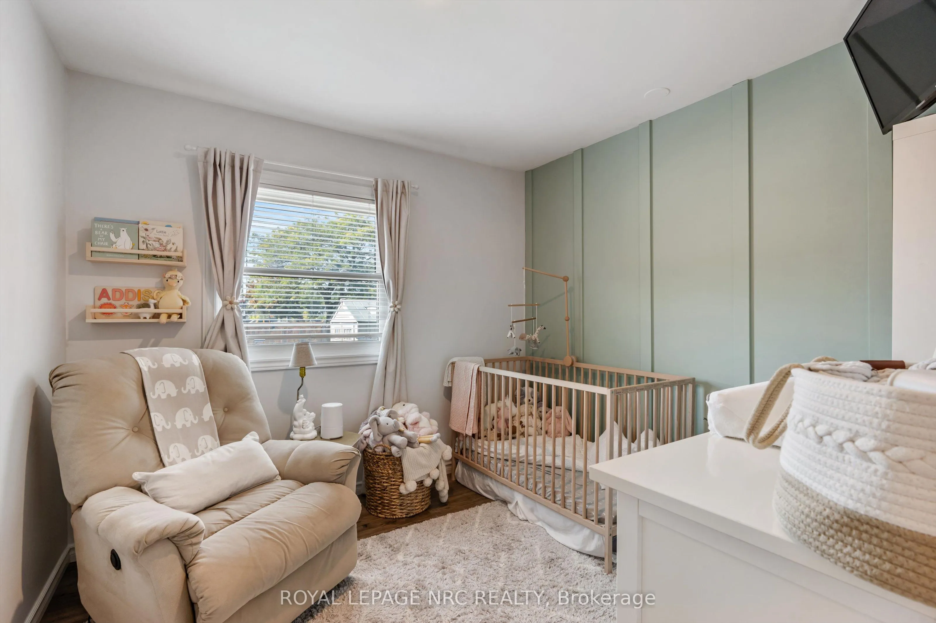 264 Lakeshore Road