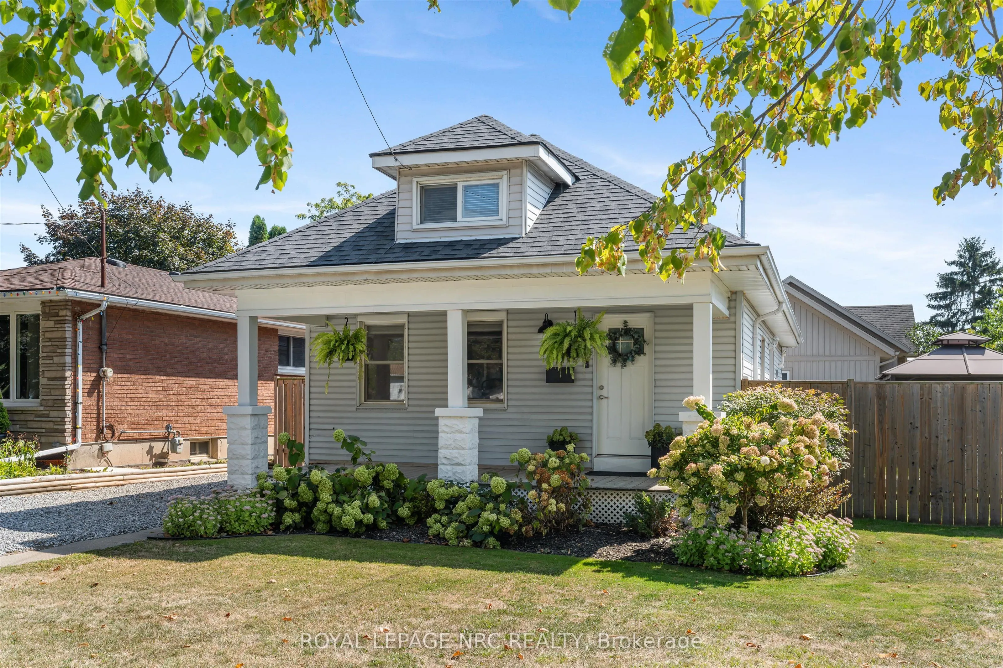 264 Lakeshore Road