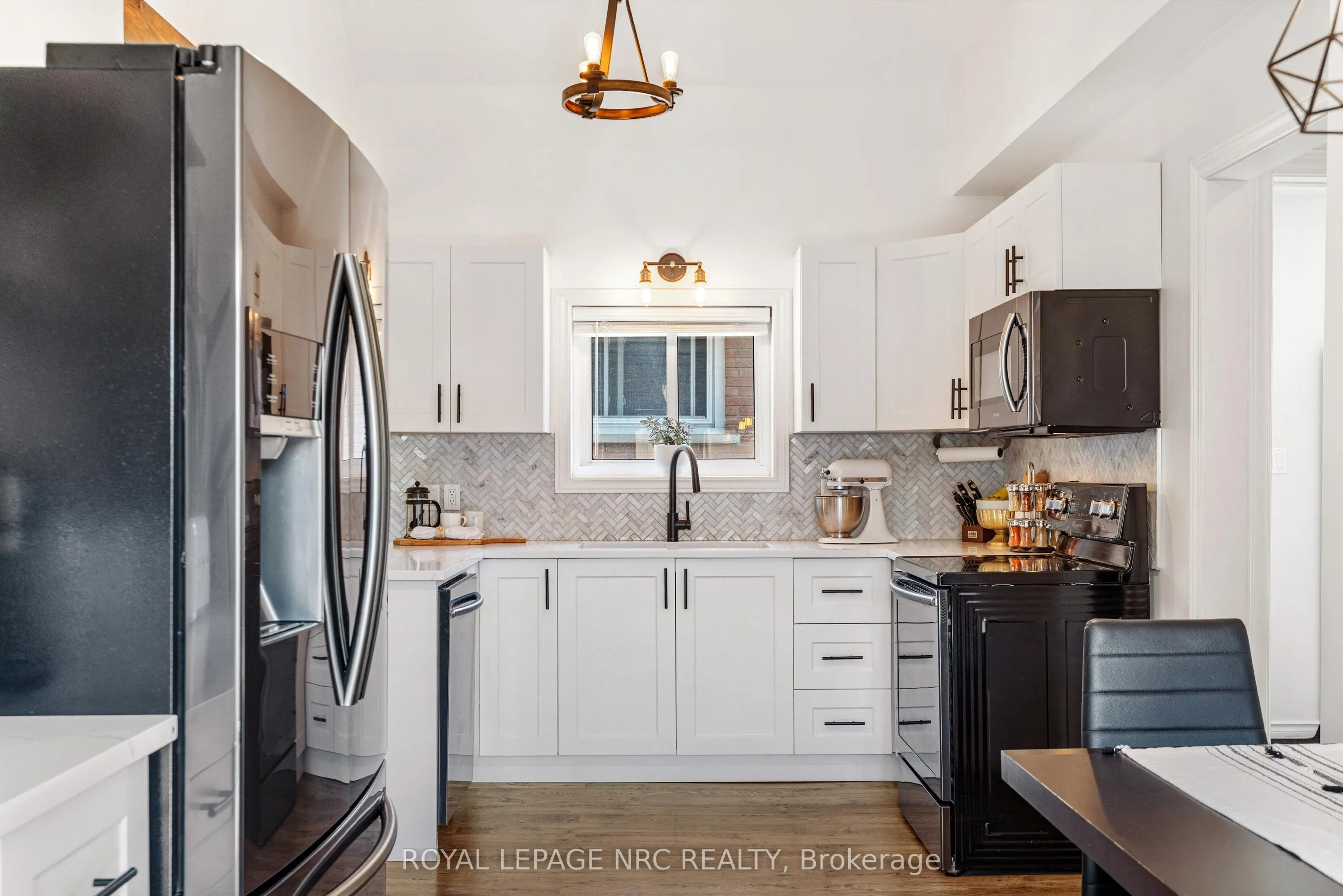 264 Lakeshore Road