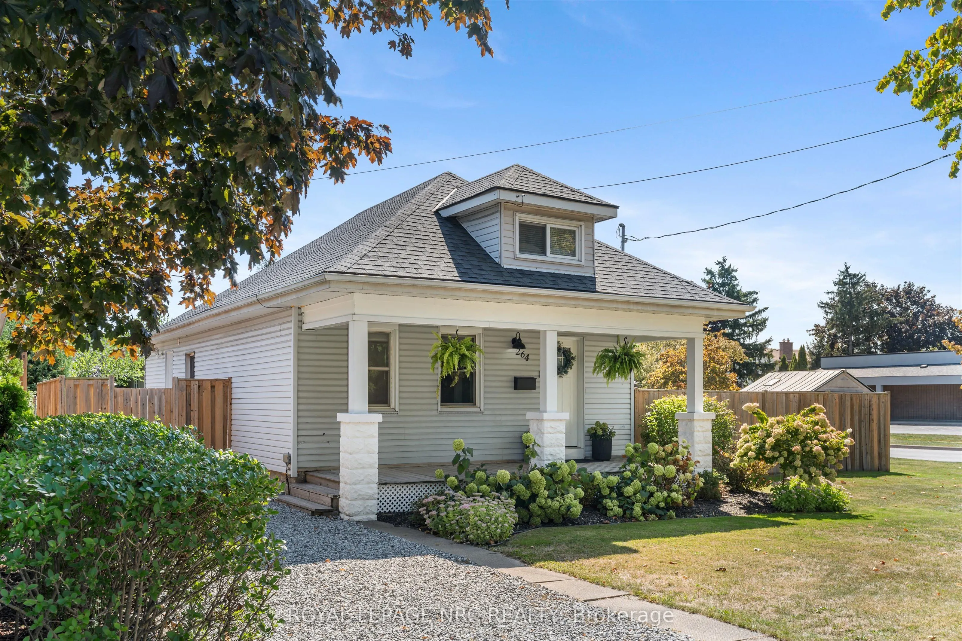 264 Lakeshore Road