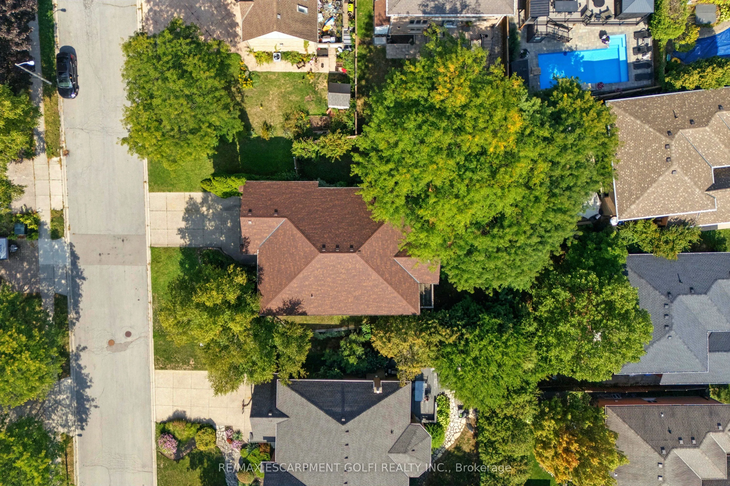 6 Renata Court