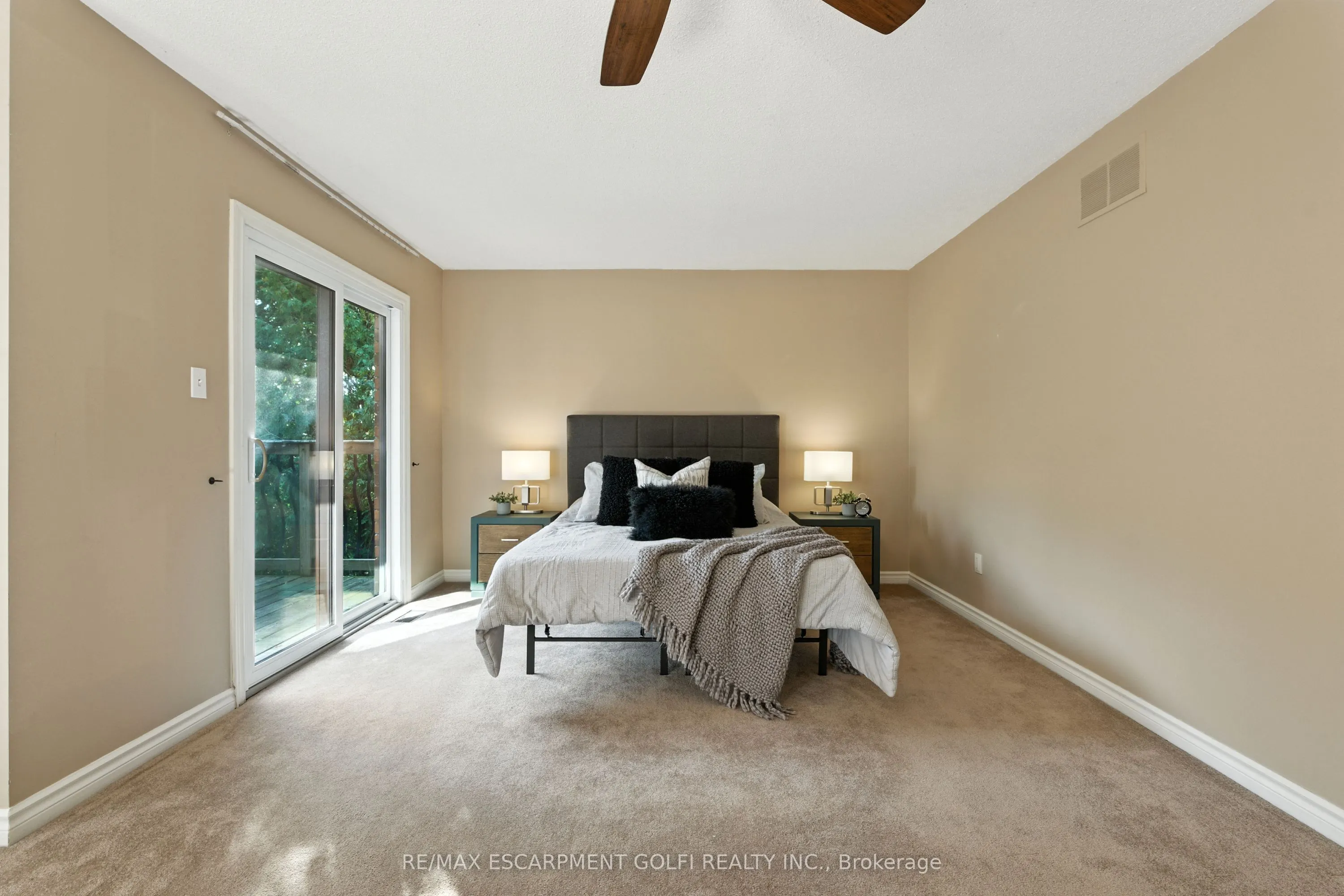 6 Renata Court