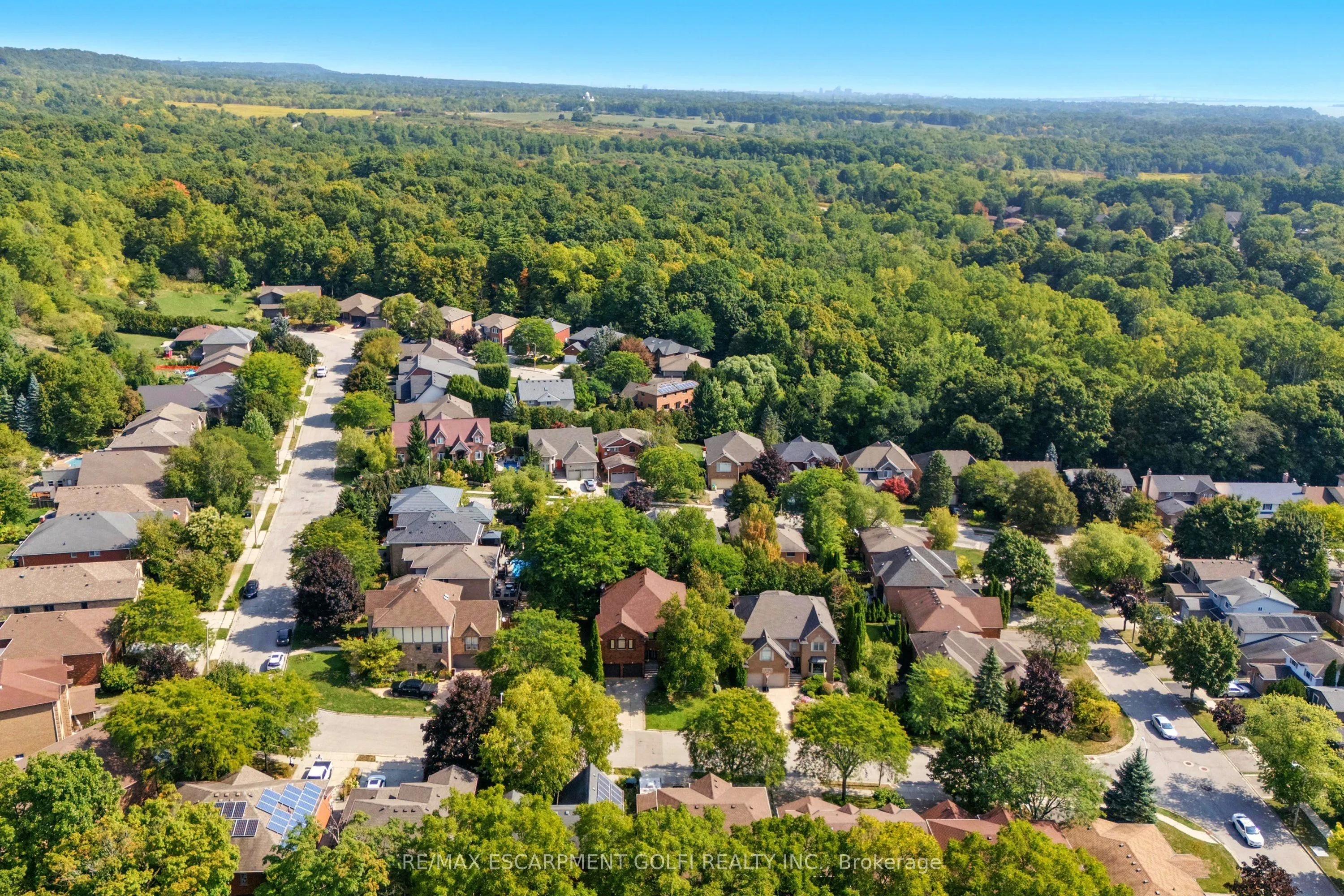 6 Renata Court