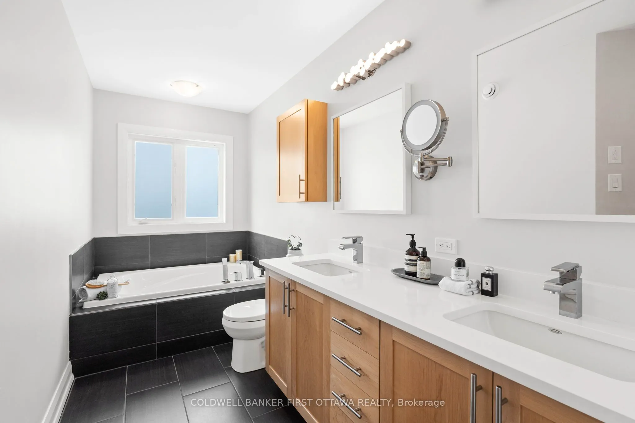 107 Poplin Street, #107