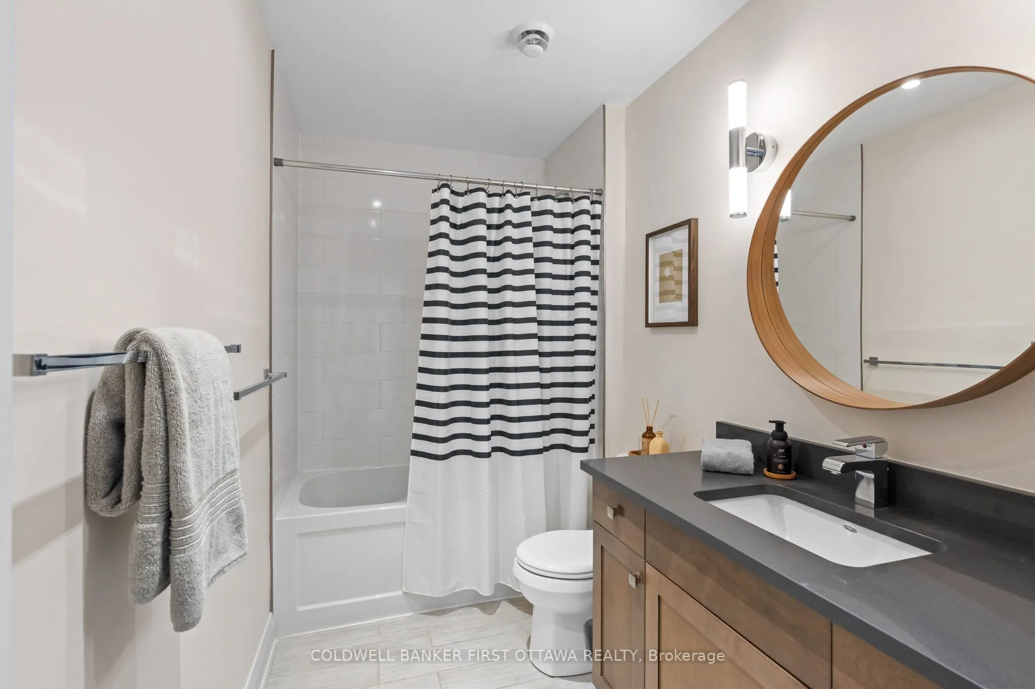 107 Poplin Street, #107